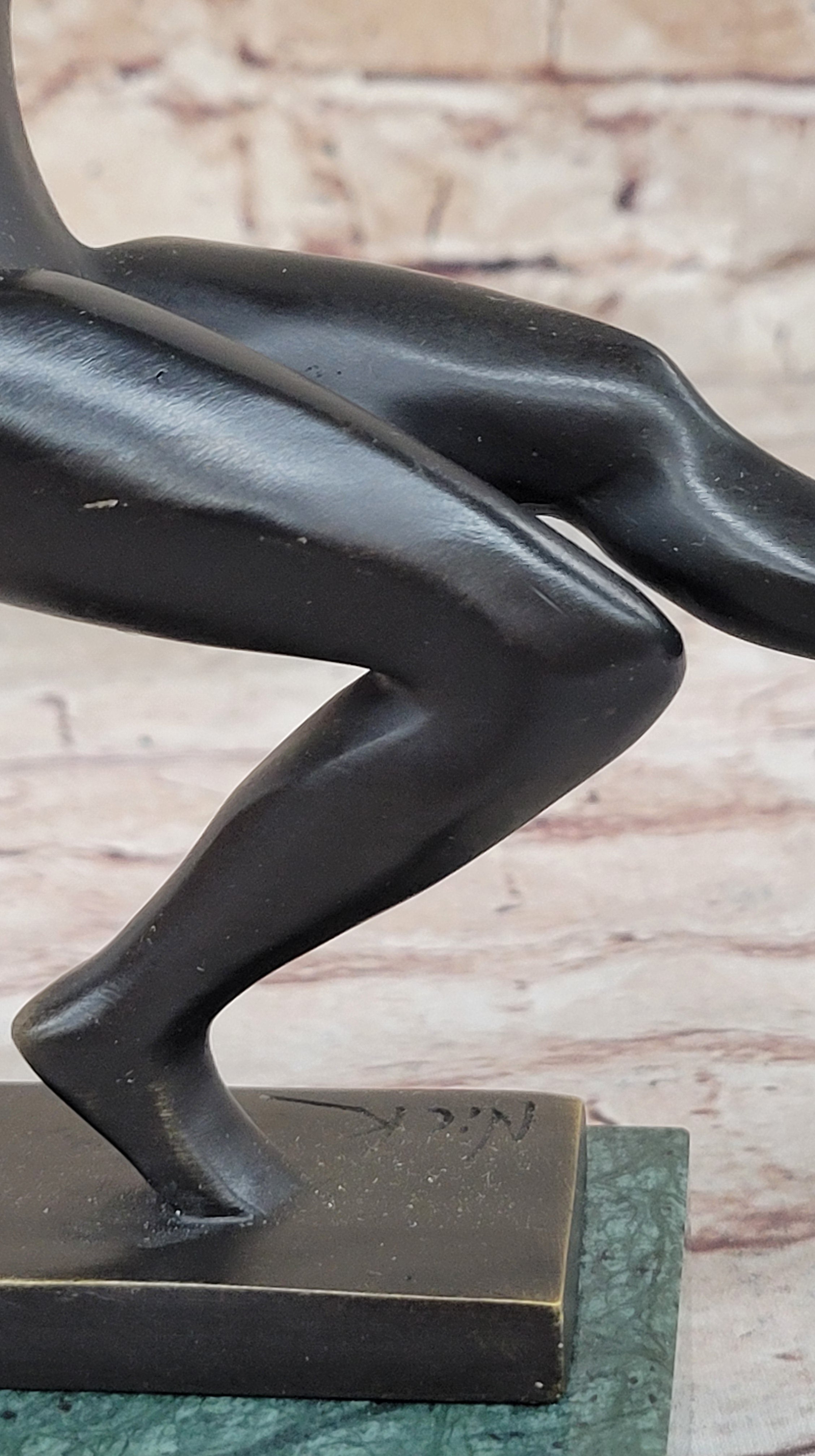100% Real Bronze Hand Made Modern Art Trophy Soccer Player Sculpture Figurine