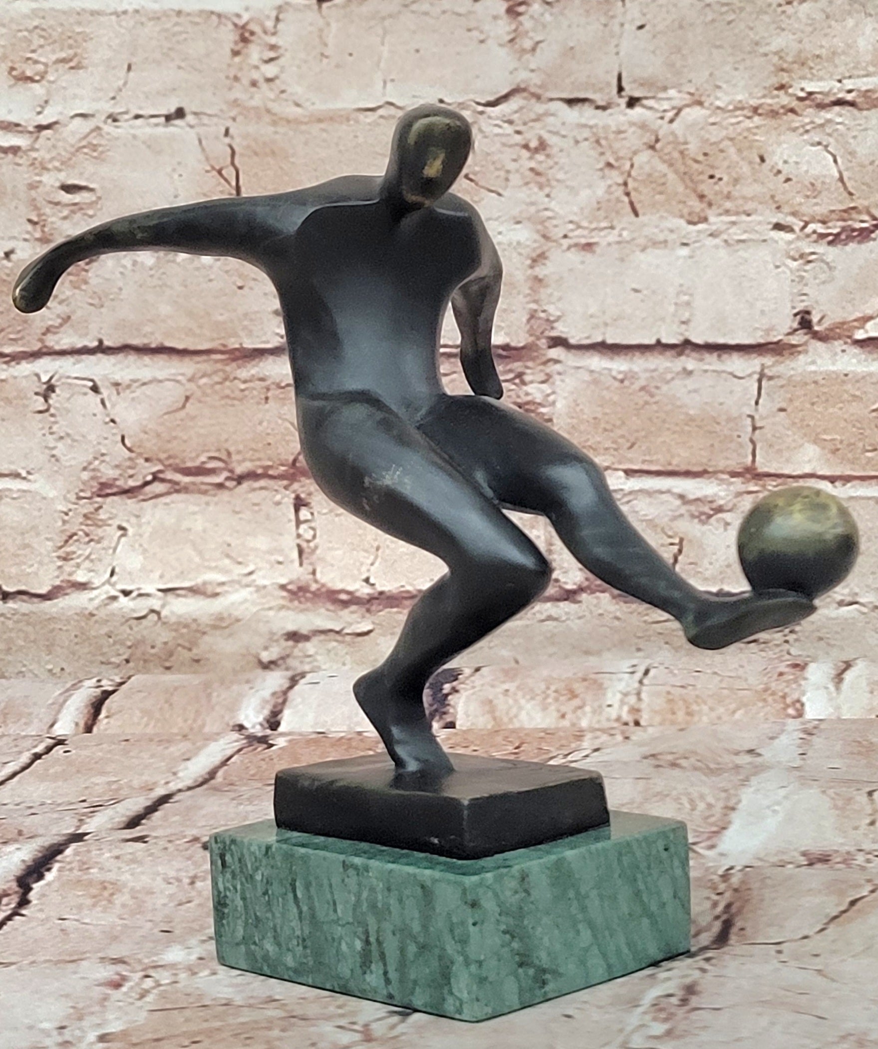 100% Real Bronze Hand Made Modern Art Trophy Soccer Player Sculpture Figurine