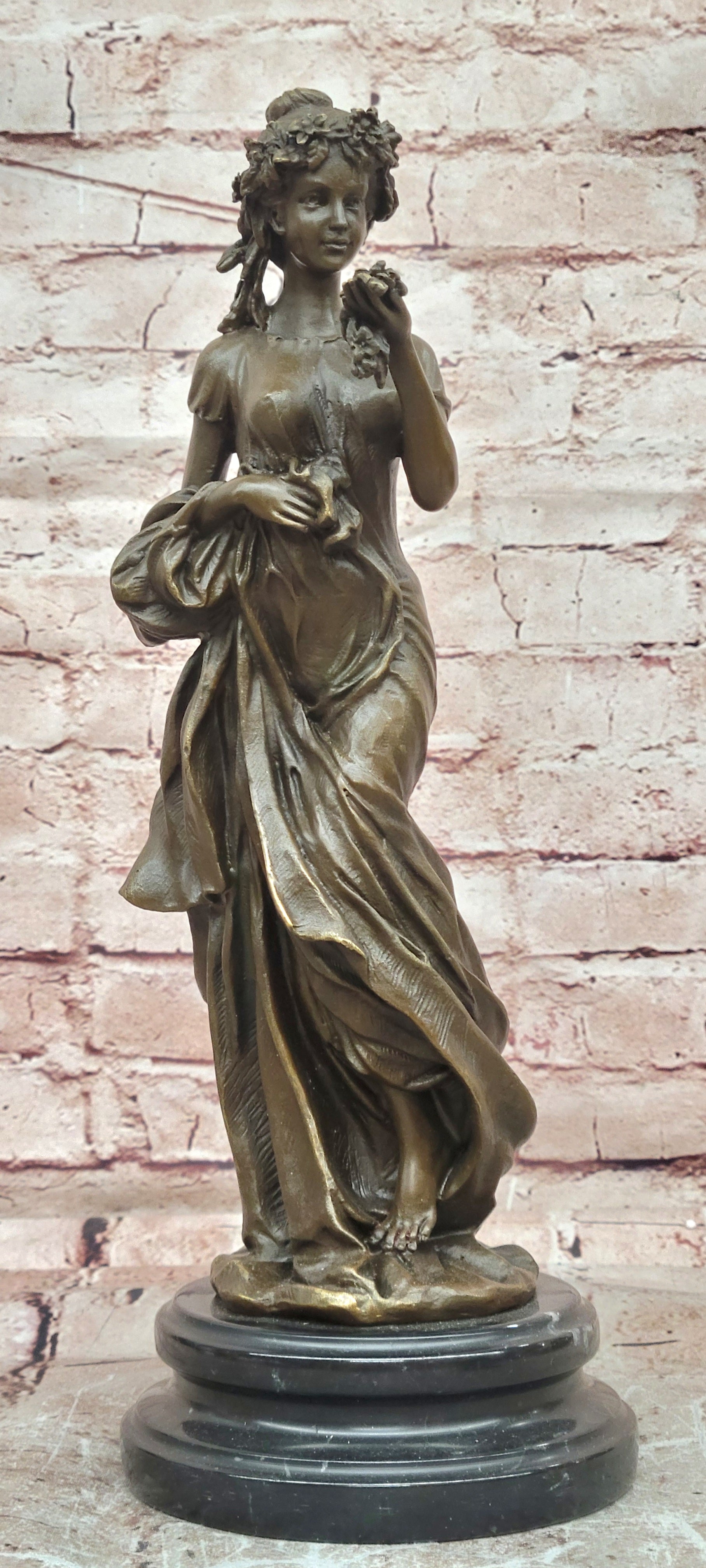 Venus Bronze Statue Rose Goddess Elegant Classical Home Decor