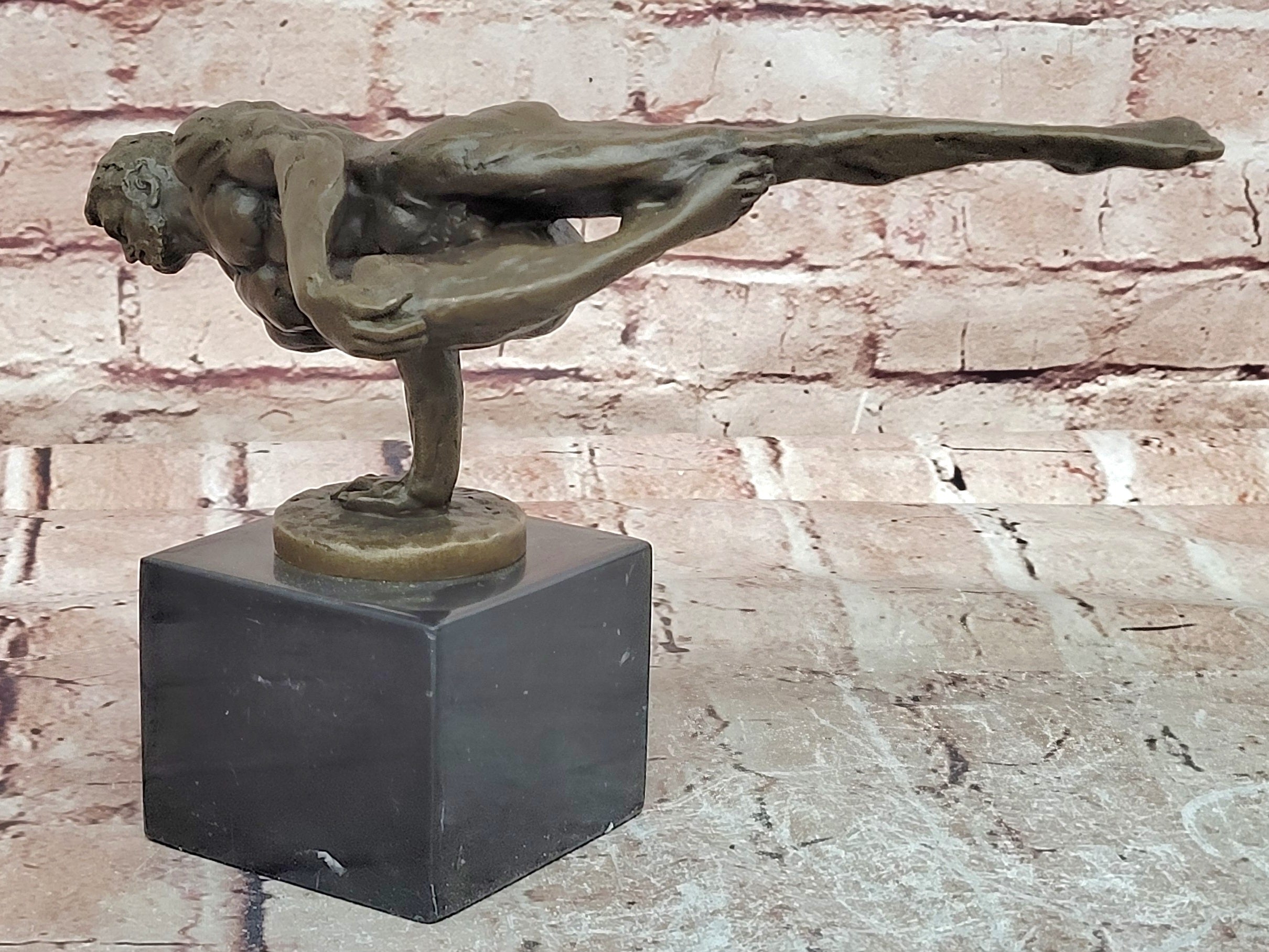 Signed Cesaro Bronze Male Nude Sculpture Bodybuilder Marble Base Collectible