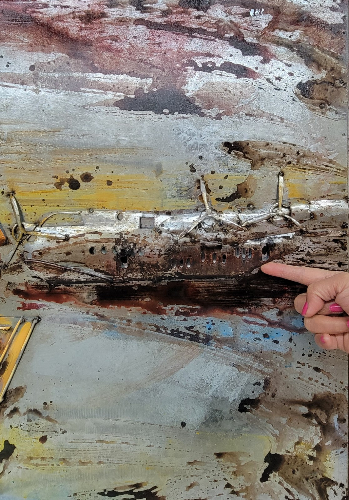 Buy Hugging Couple Painting – Romantic 3D Metal Wall Art for Home & Office