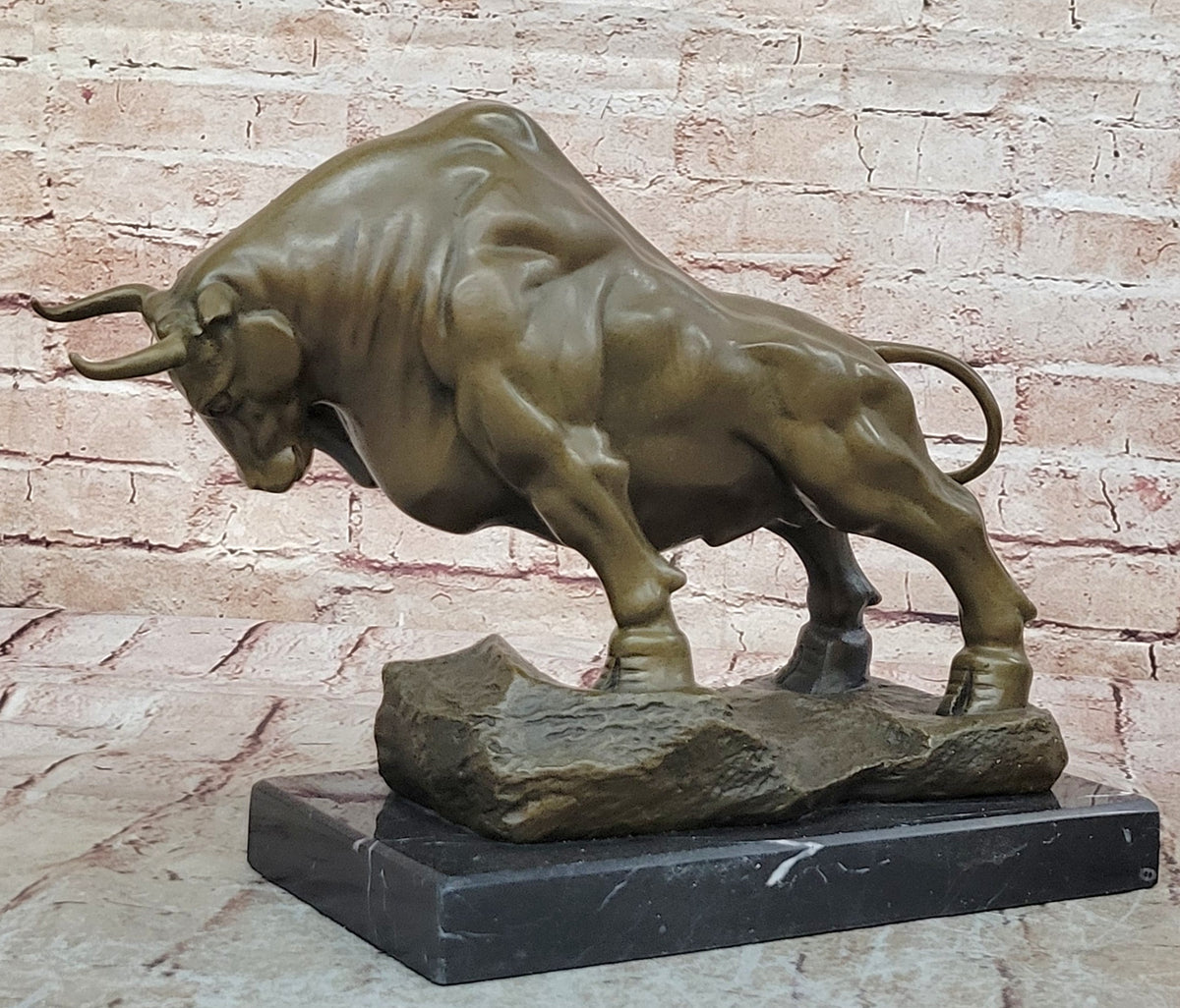 Gorgeous Special Patina Stock Market Bull Natural Wooden Base Bronze Figurine NR