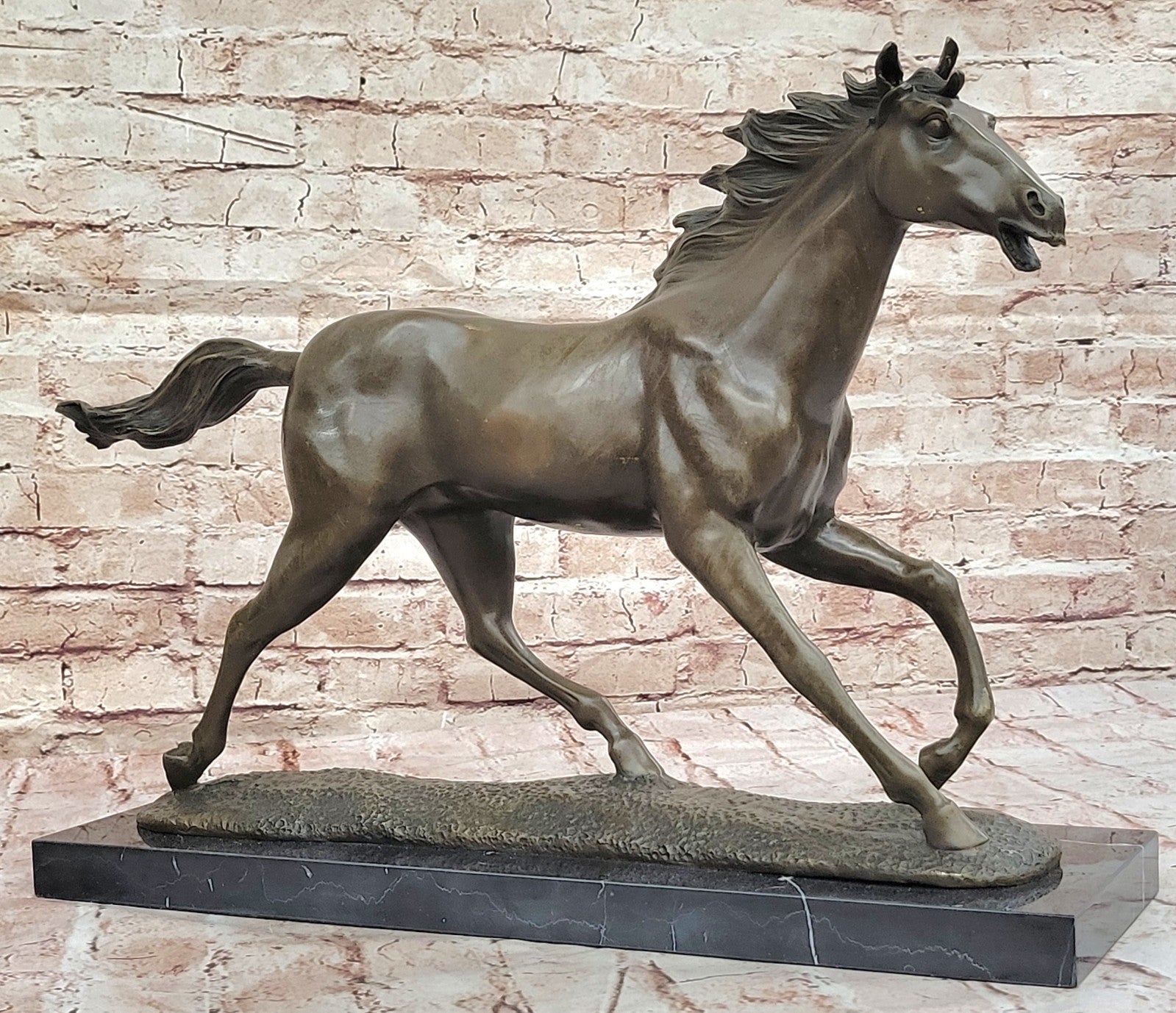 Handcrafted Detailed Genuine Bronze horse sculpture Lost Wax Method Decor