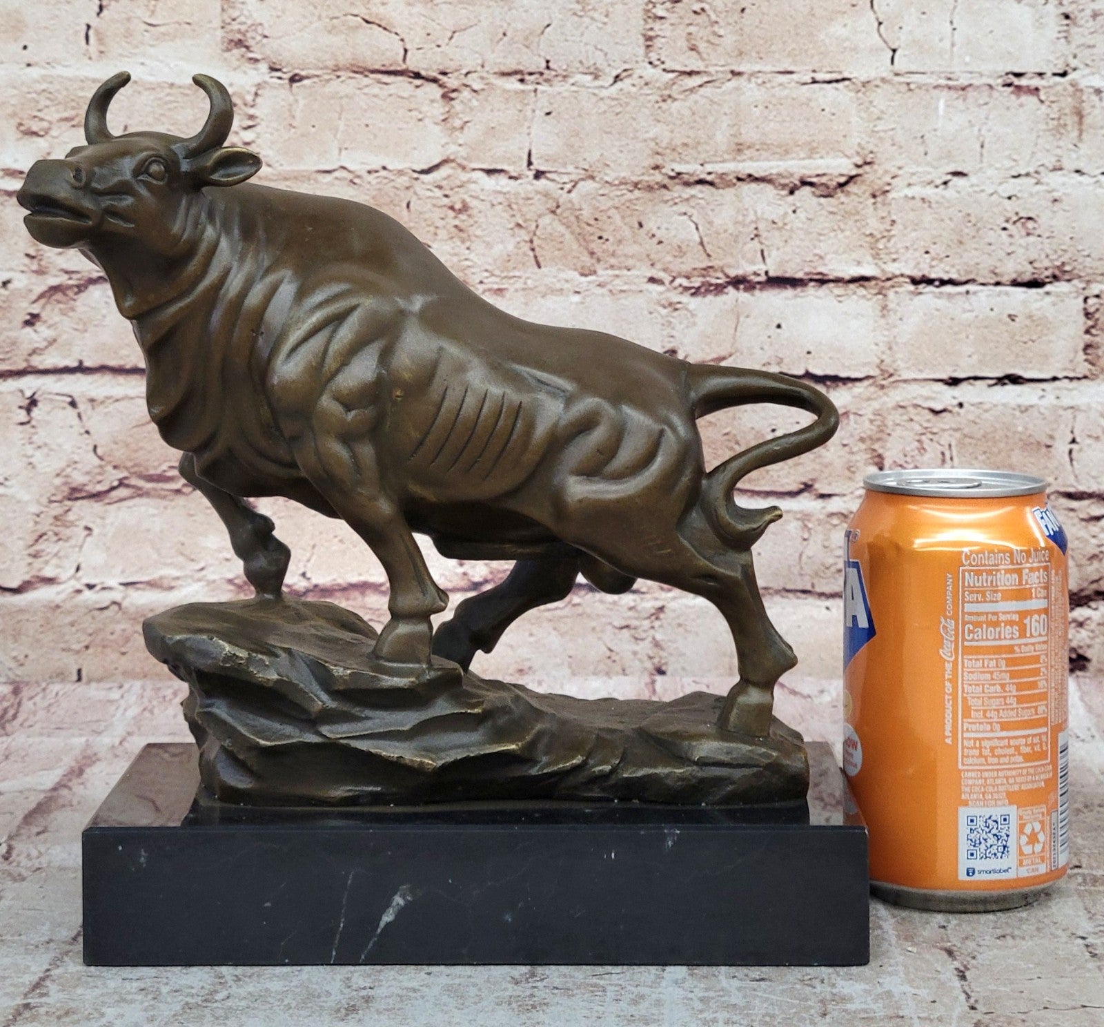 European Lost Wax Method Bronze Fengshui Bull Oxen Wealth Money Luck Sculpture