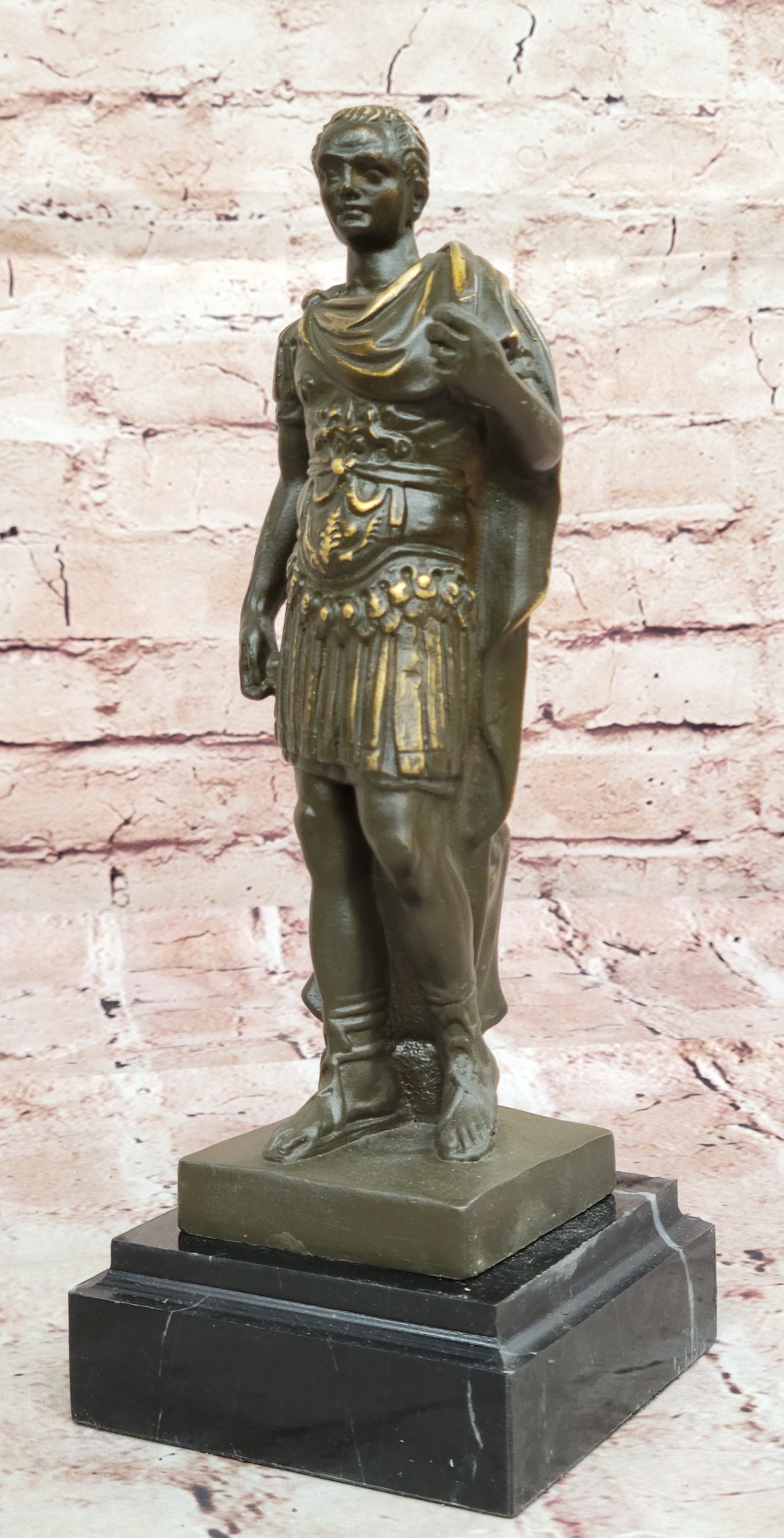 Powerful Bronze Sculpture Statue of Roman Statesman Julius Caesar Figurine