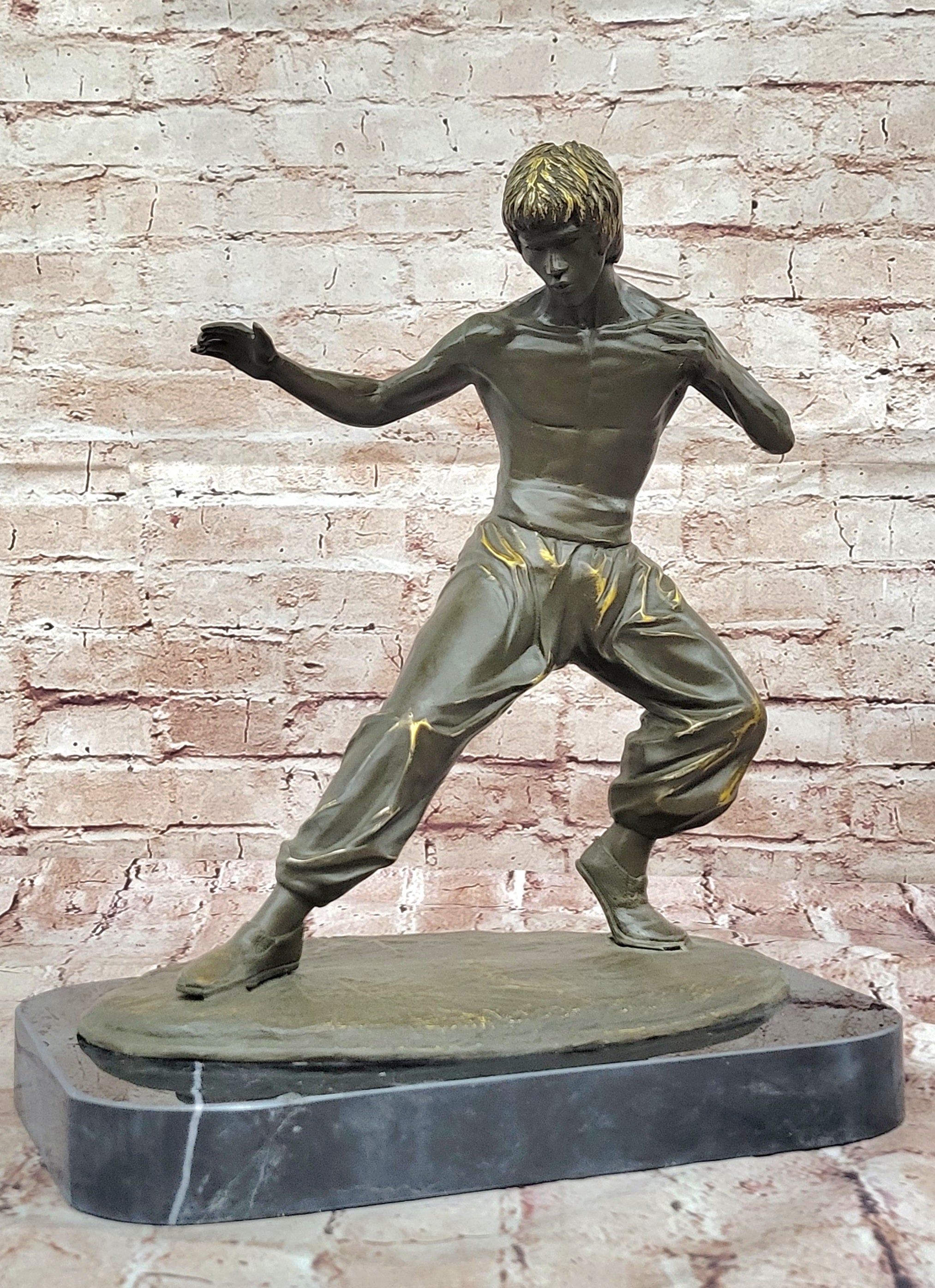 Pure Copper Bruce Lee Martial Arts Statue Signed by Mavchi Limited Edition Collectible