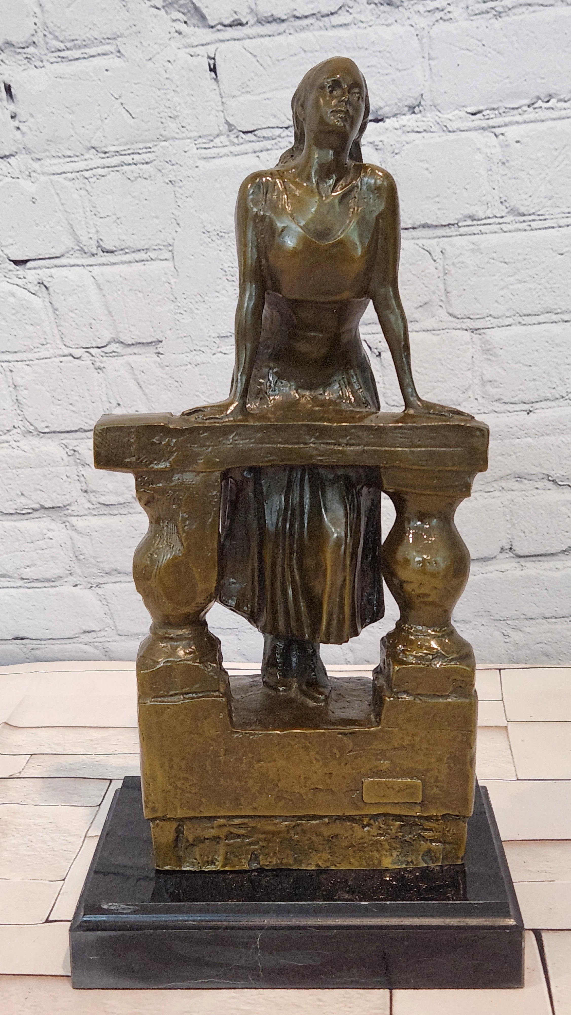 Milo Bronze Female Figure Balustrade Sculpture Hand Made Fine Artwork Statue Art