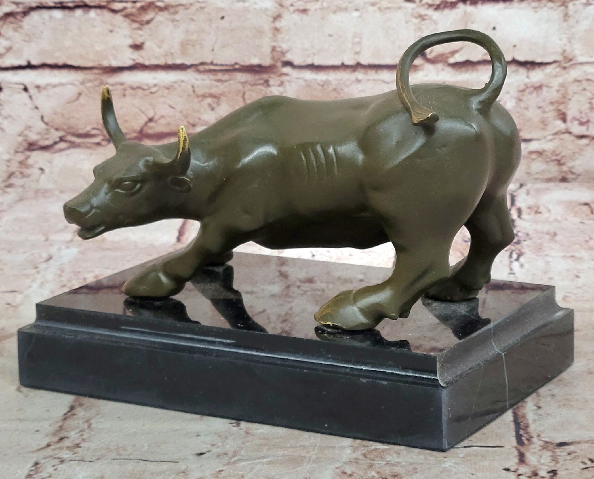 Charging Bull Figurine Bronze Statue by Milo Wall Street Art Sculpture Office Decor Gift