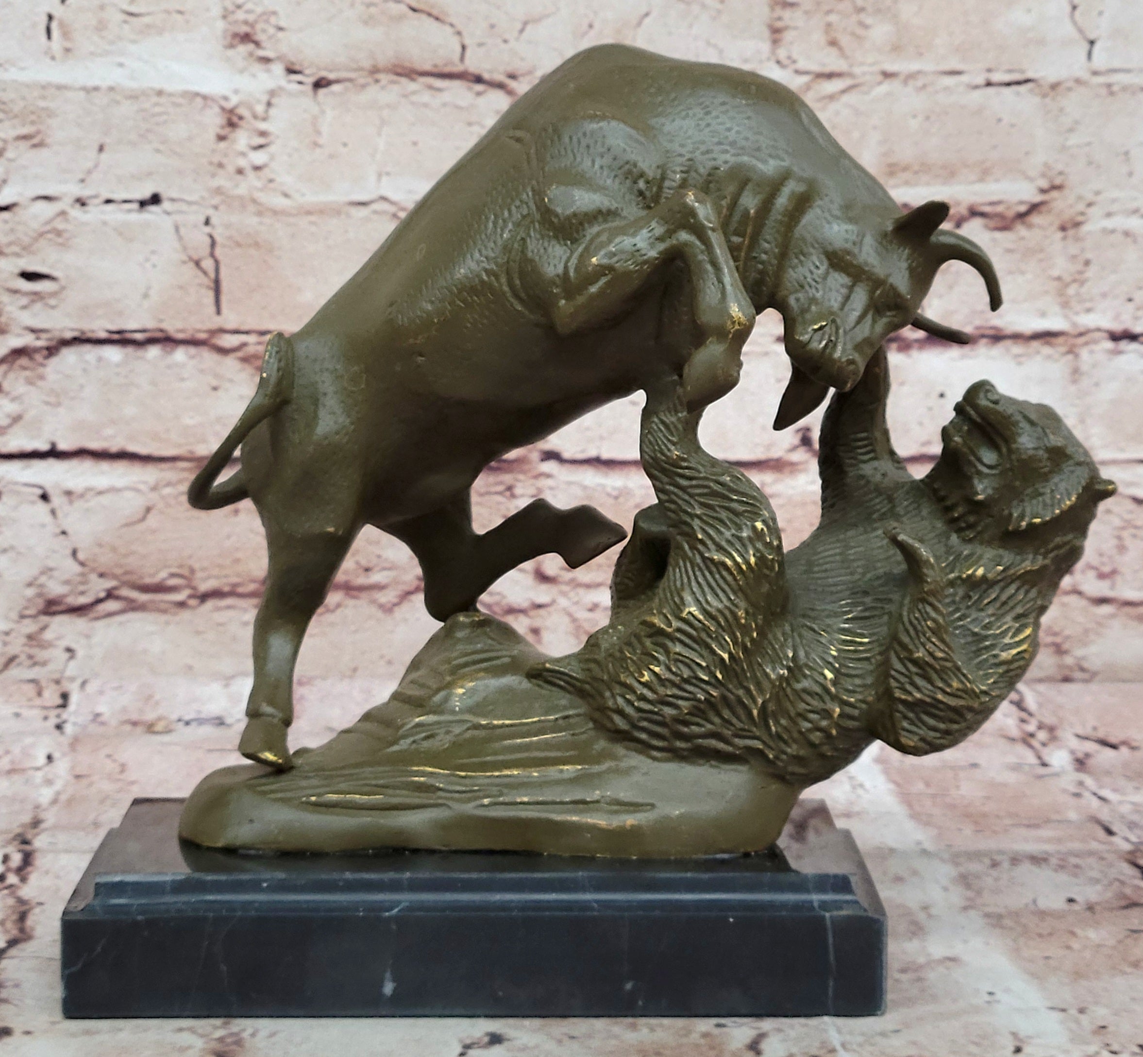 Financial Market Bull Bear Bronze Sculpture Statue Gift Wall Street Art Office Decor