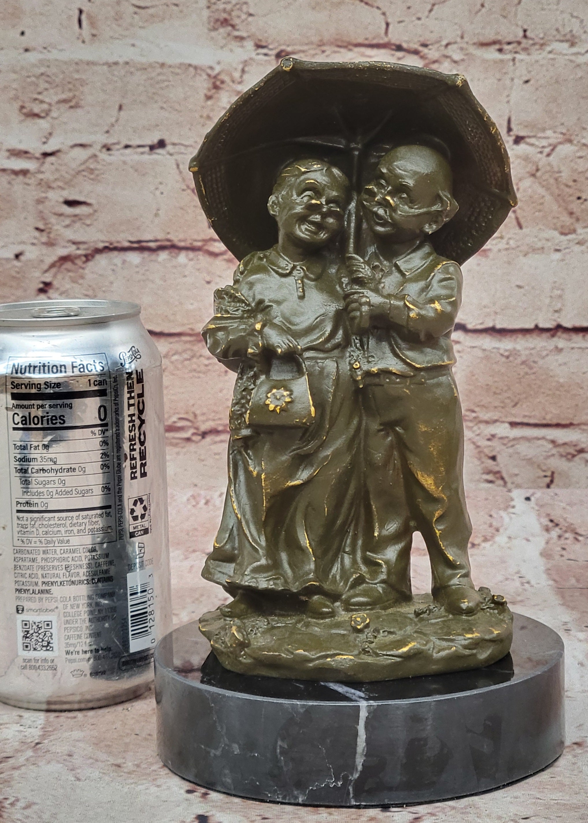Handmade Bronze Elderly Couple Sculpture Statue – Grandparents Gift Decor