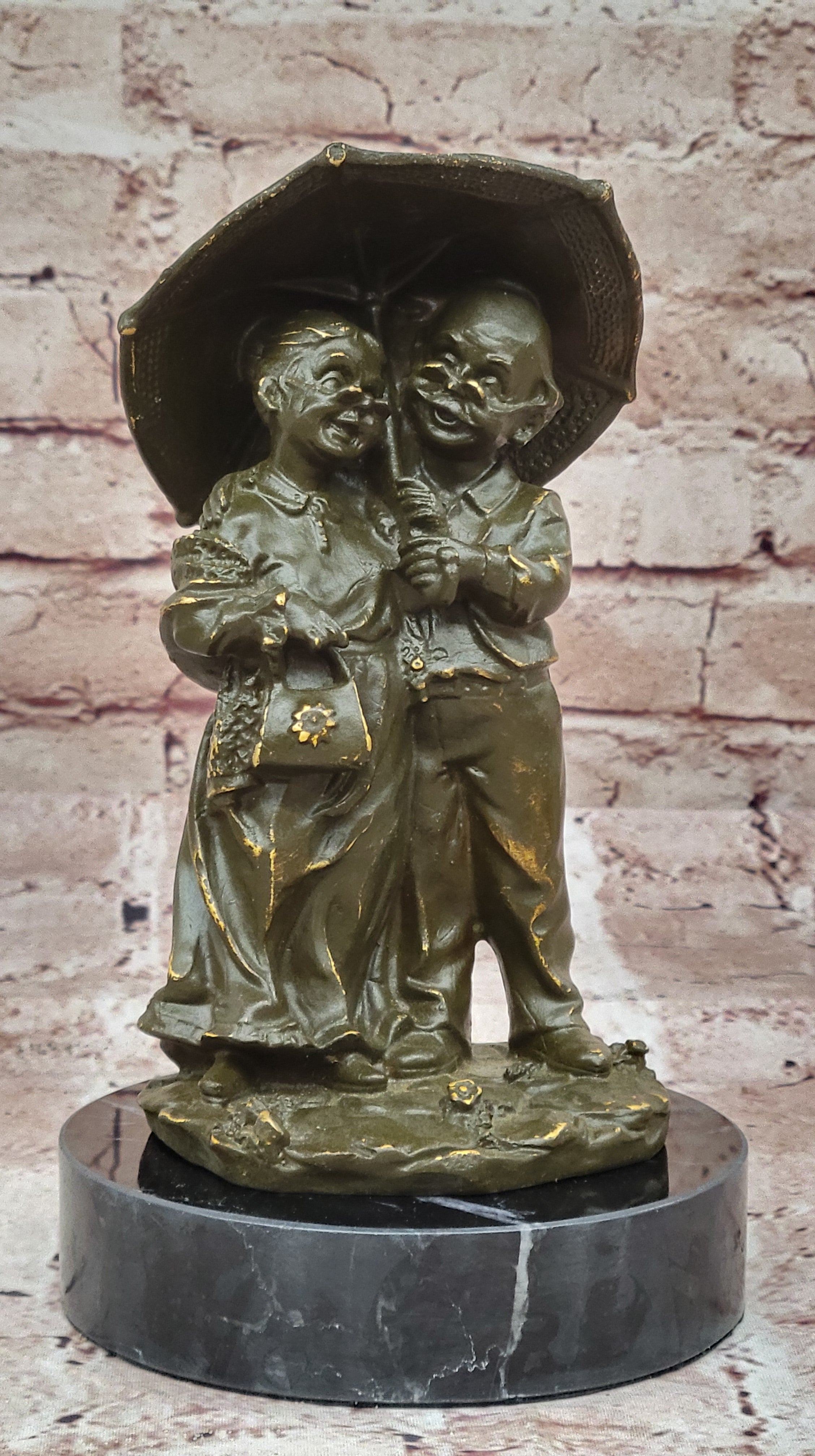 Handmade Bronze Elderly Couple Sculpture Statue – Grandparents Gift Decor