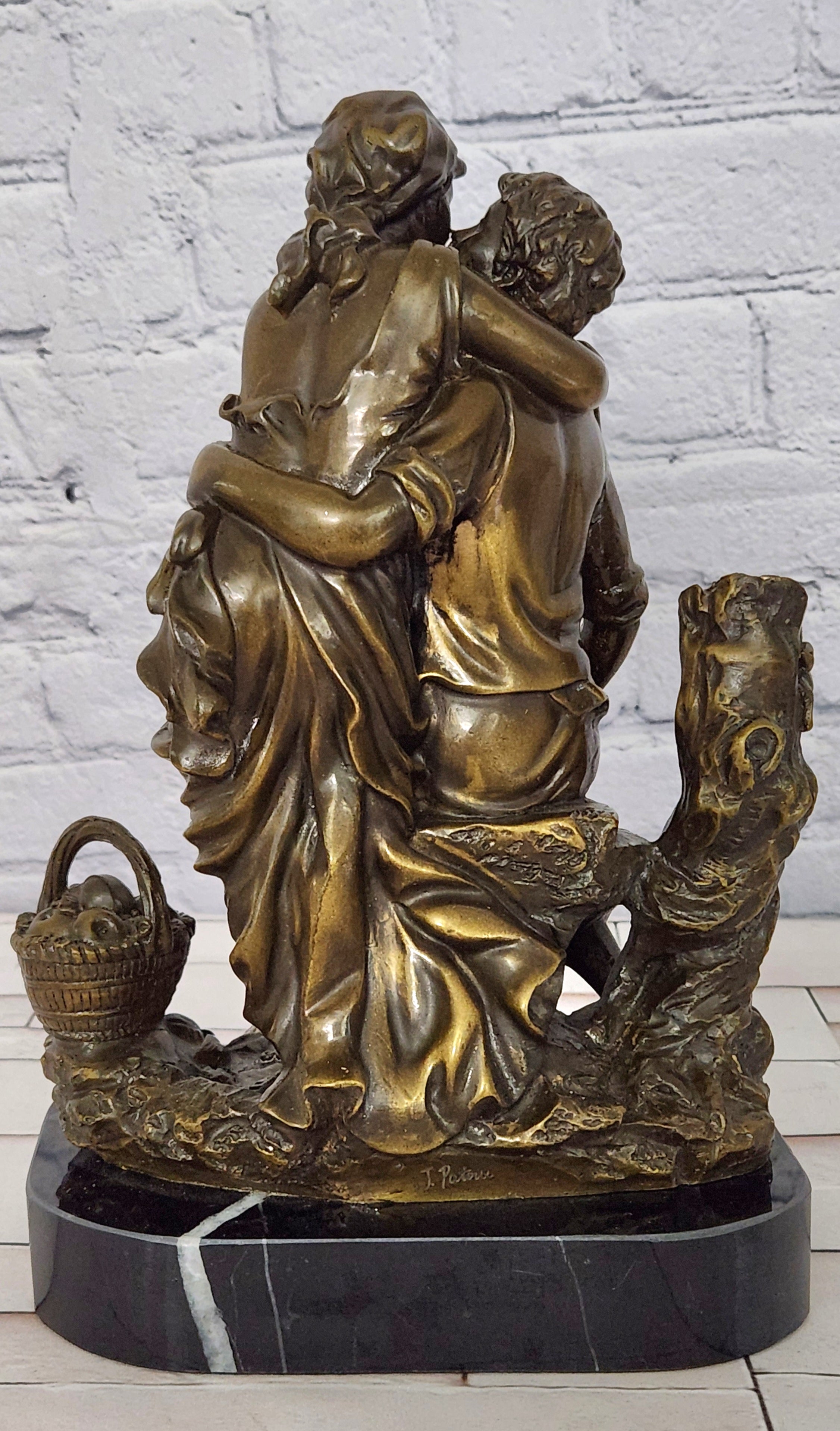 Patoue Bronze Lovers Embrace Sculpture Romantic Art Nouveau Museum Quality Figurine