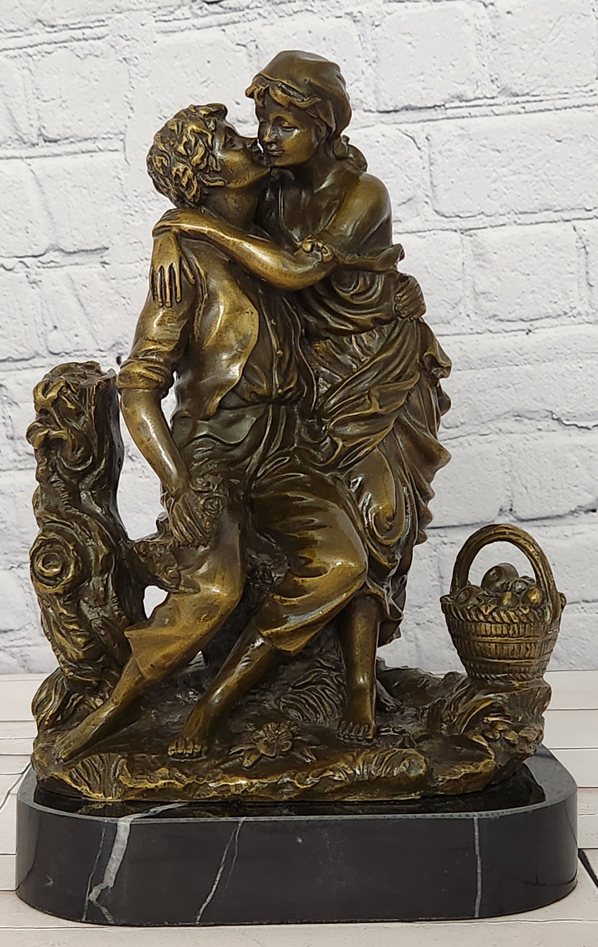 Patoue Bronze Lovers Embrace Sculpture Romantic Art Nouveau Museum Quality Figurine