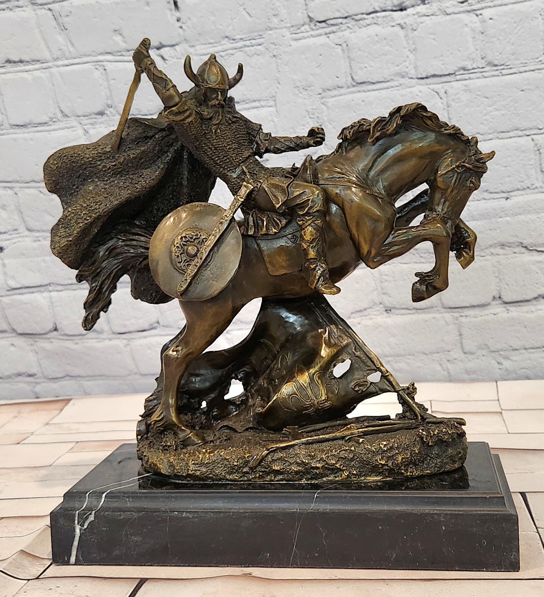 Bronze Mounted Warrior Statue Kamiko Medieval Knight Sculpture Home Decor