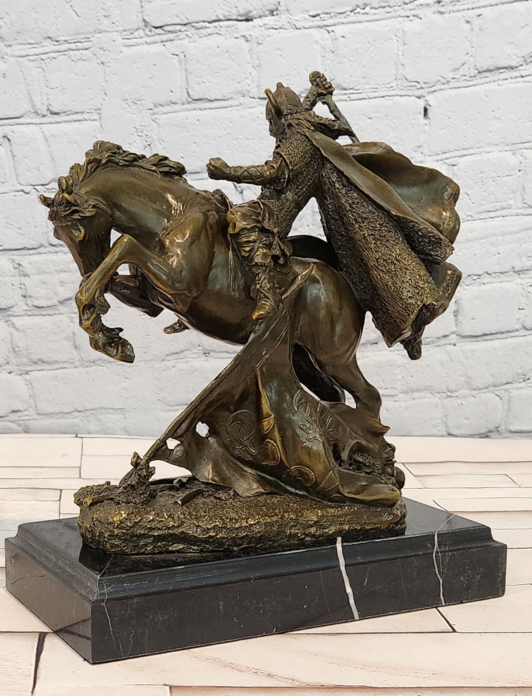 Bronze Mounted Warrior Statue Kamiko Medieval Knight Sculpture Home Decor