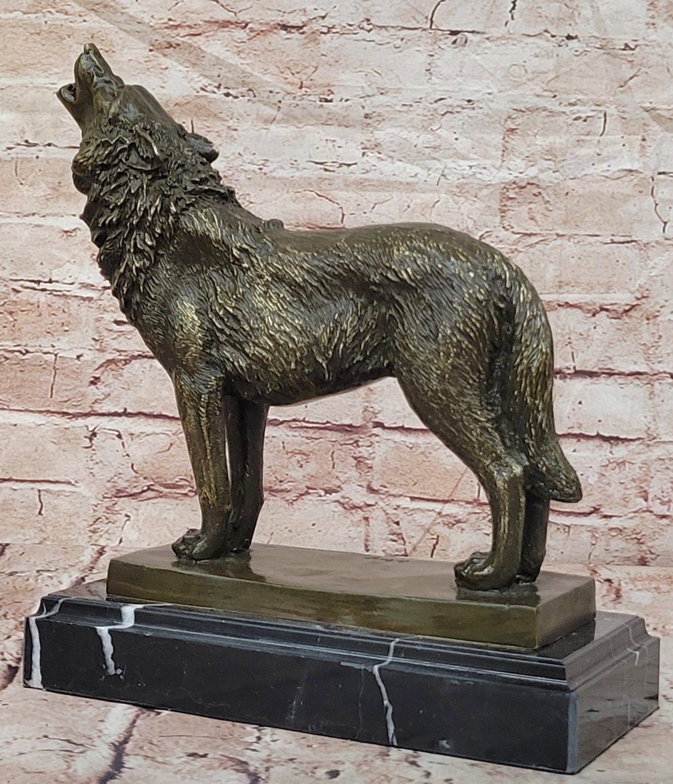 Bronze Full Moon Wolf Statue Howling Wildlife Sculpture Fine Art Figurine