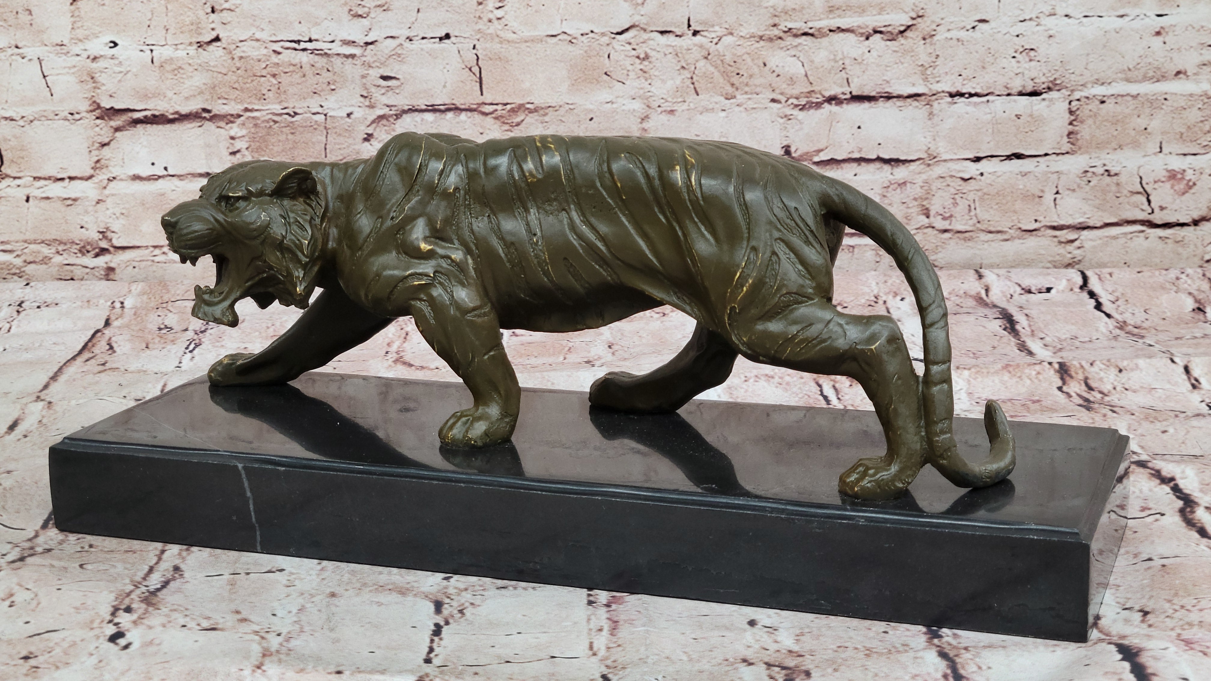 Bronze Animal Tiger Sculpture Wildlife Statue Big Cat Figurine Office Art Home Decoration