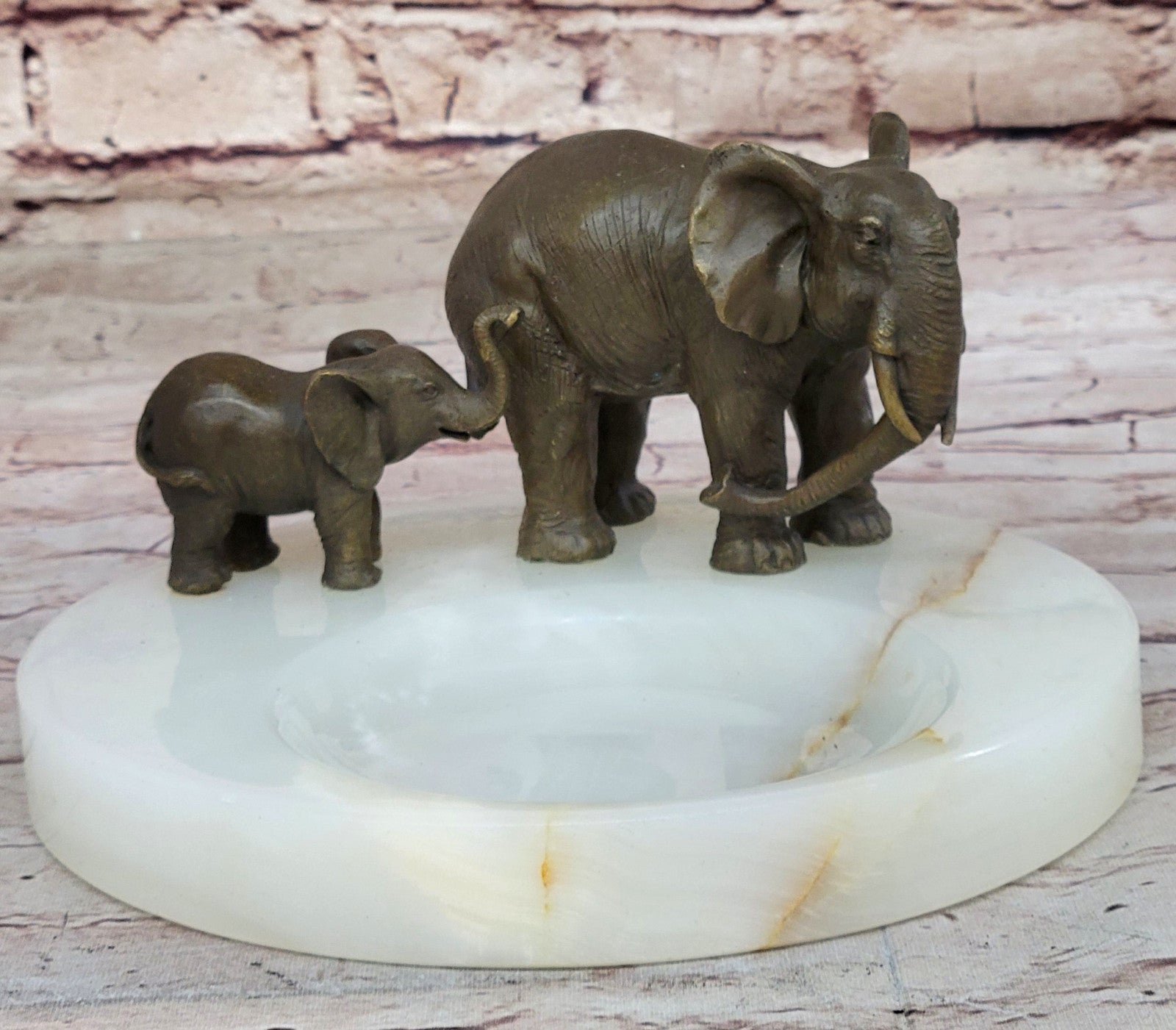 Intricately Detailed Elephant Family Bronze Ashtray Soap Dish Sculpture