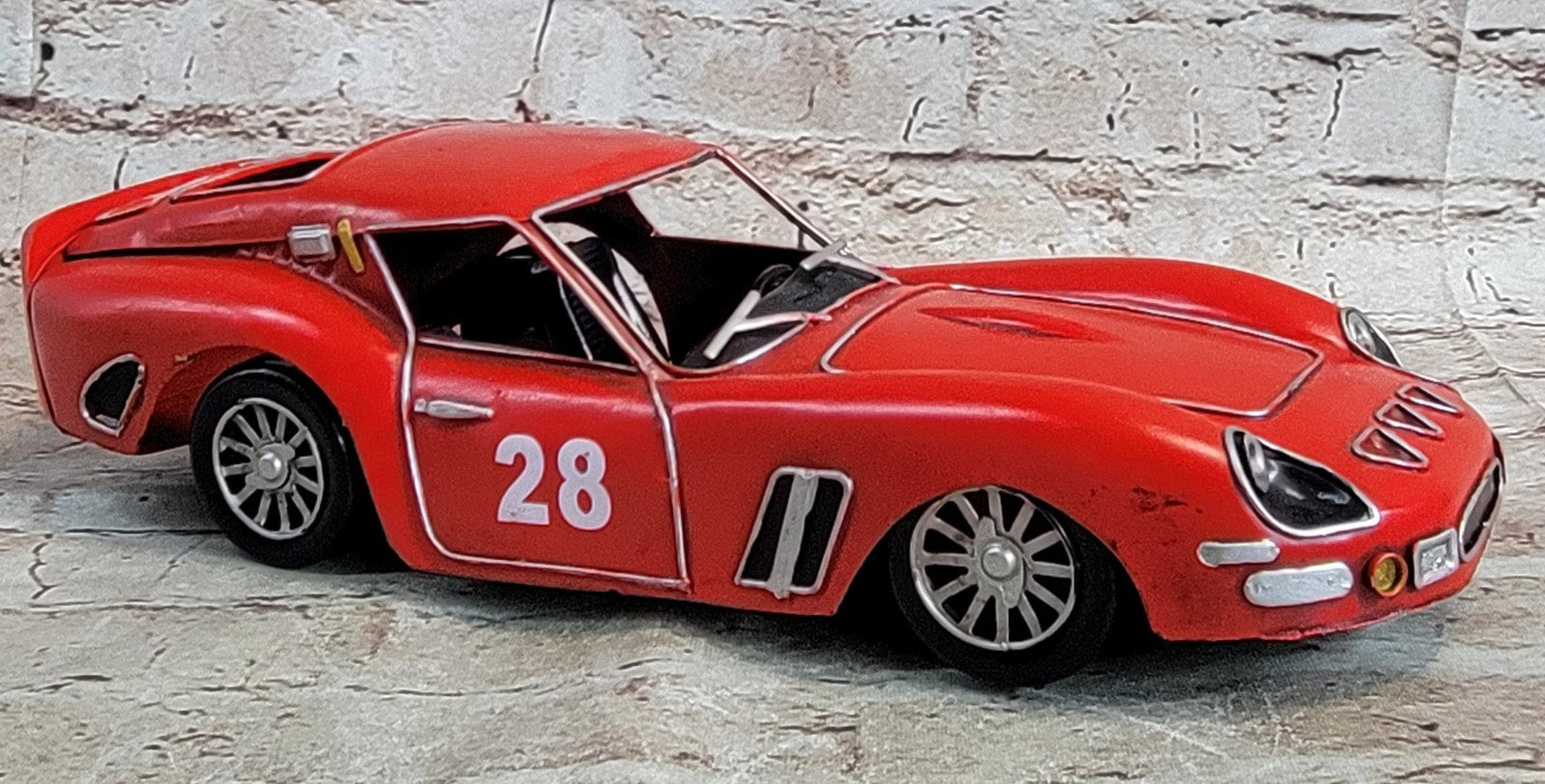 Collector Edition 1962 RED FERRARI 250 GTO COUPE Home Office Decoration