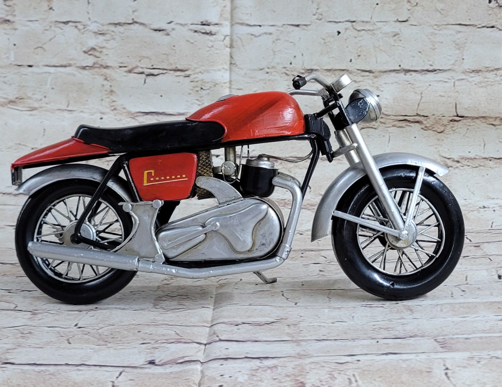European Finery 1:12 Norton Commando MK3 Sports Motorcycle Bike Model Toy New In Box