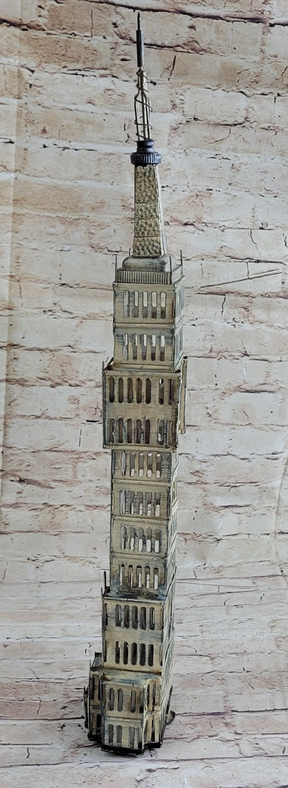 USA Empire State Building Statue from New York City Beige 25.5" NYC Statues Collection