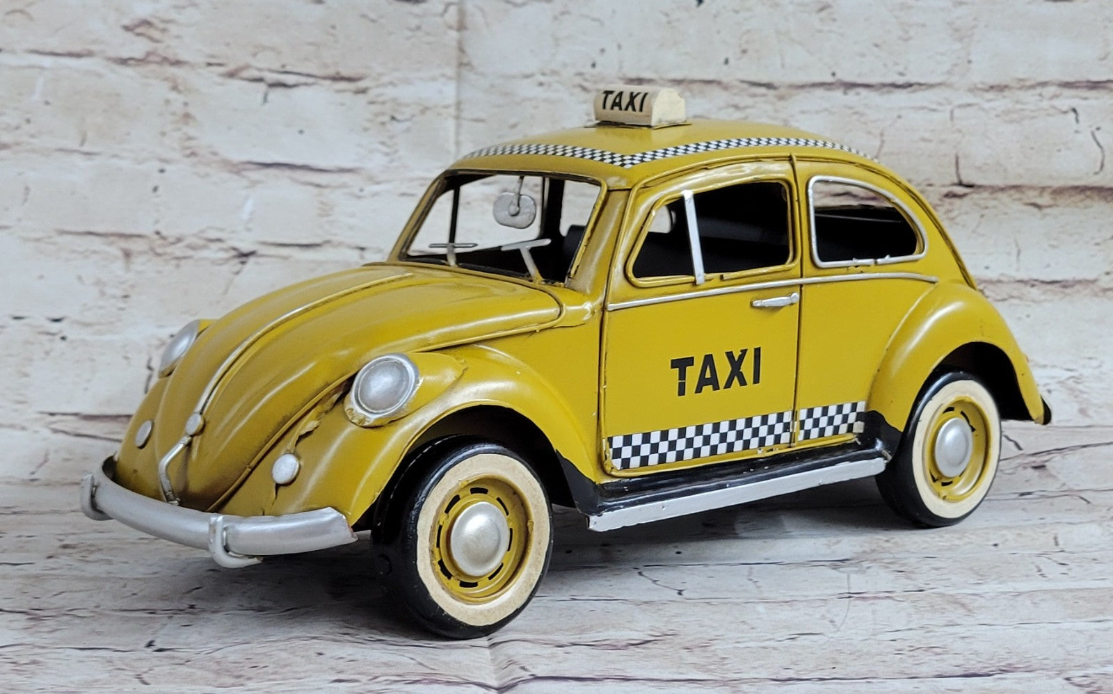European Finery 1:12 Yellow Checker 1934 VW Beetle Bug Die Cast Model Volkswagen