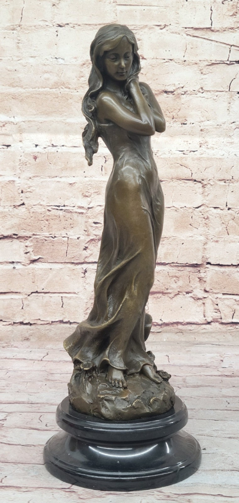 Sensual Female Bronze Sculpture in Art Deco Style | Handcrafted Statue by Milo | Lost Wax Technique