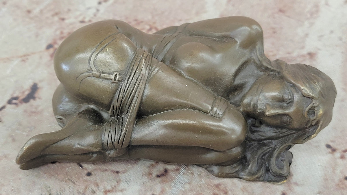 Bondage Girl Chantal - Erotische Sex-Bronze - signiert Original Milo Sculpture