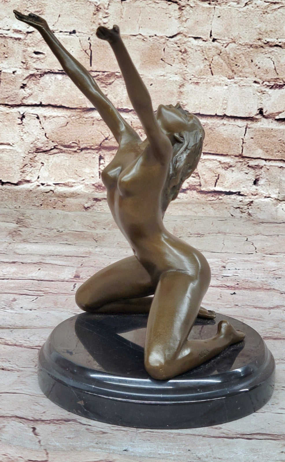 BRONZE NUDE GIRL ON THE BASE FIGURE ABSTRACT MODERN ART STATUE.SIGNED: Nick ART