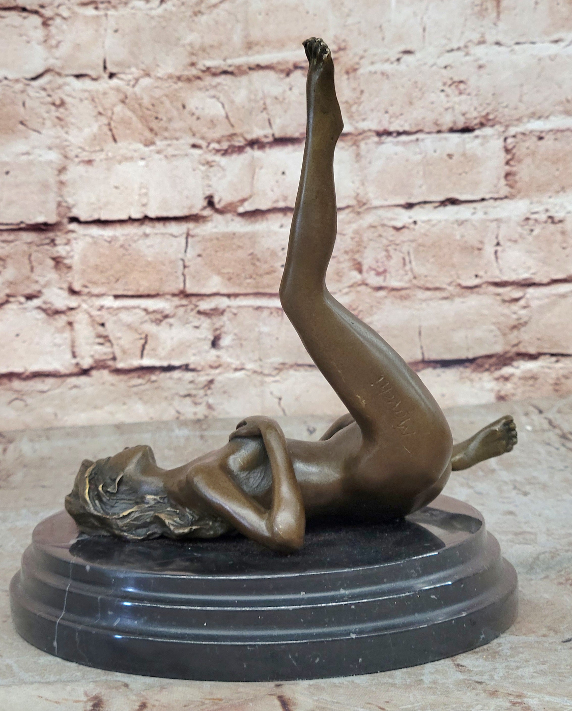 Handcrafted Collectible Erotic Nude Woman Bronze Artwork Figurine Figure Decor
