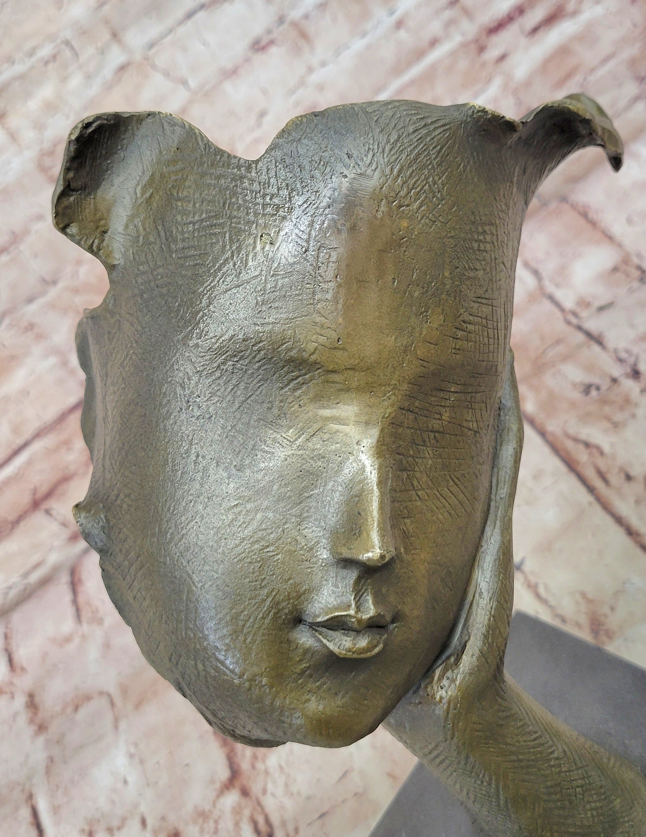 Bronze Sculpture Modern Abstract Women Classic Artwork Figurine Figure Dali