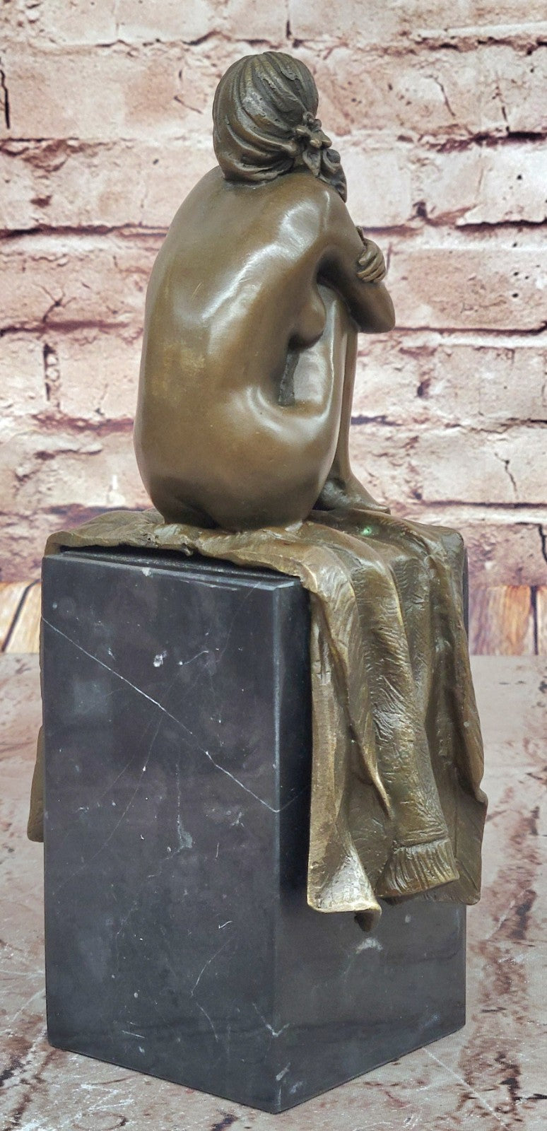 Handcrafted Detaile Nude Lady/Girl/Woman/Female Shy Girl Bronze Sculpture Statue