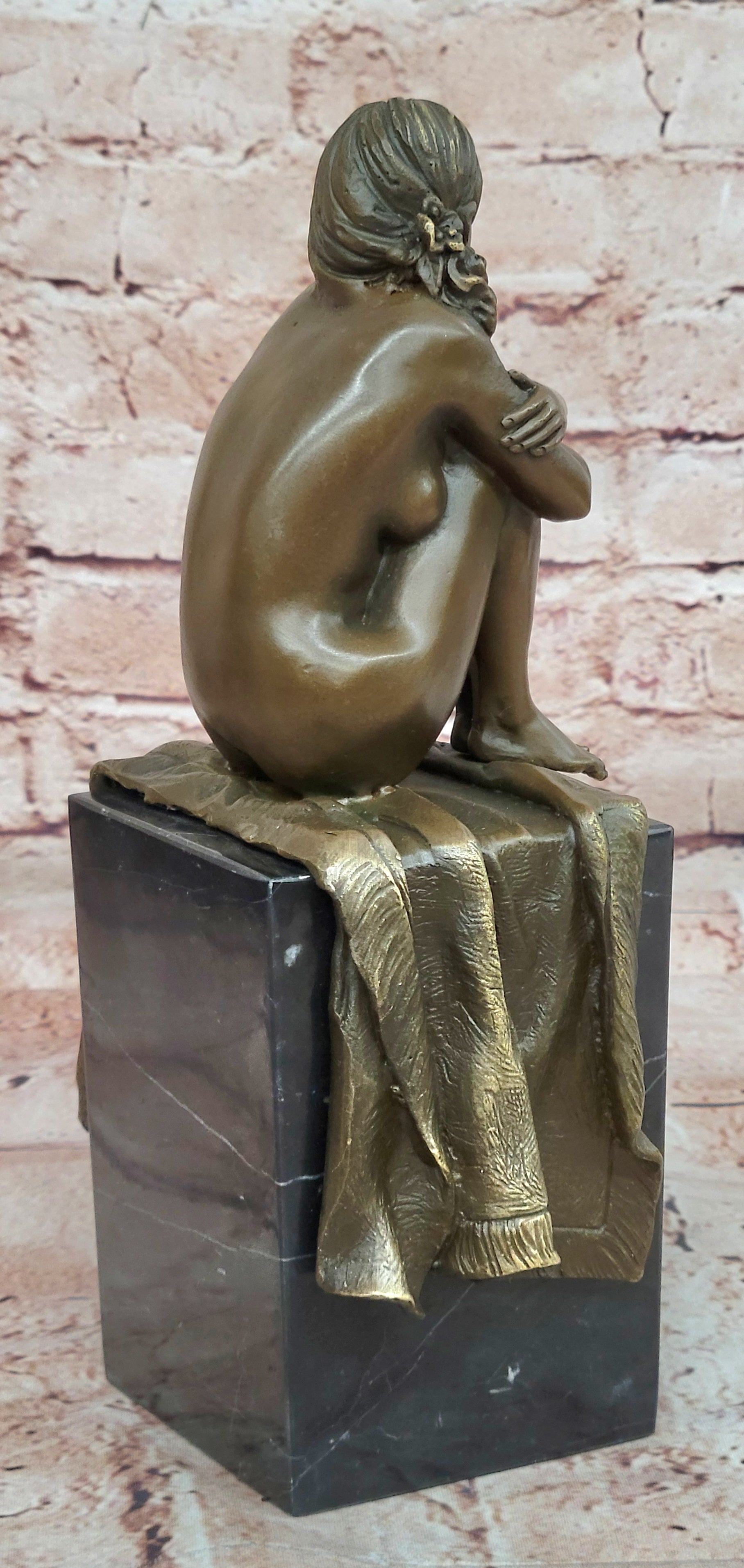 Handcrafted Detaile Nude Lady/Girl/Woman/Female Shy Girl Bronze Sculpture Statue