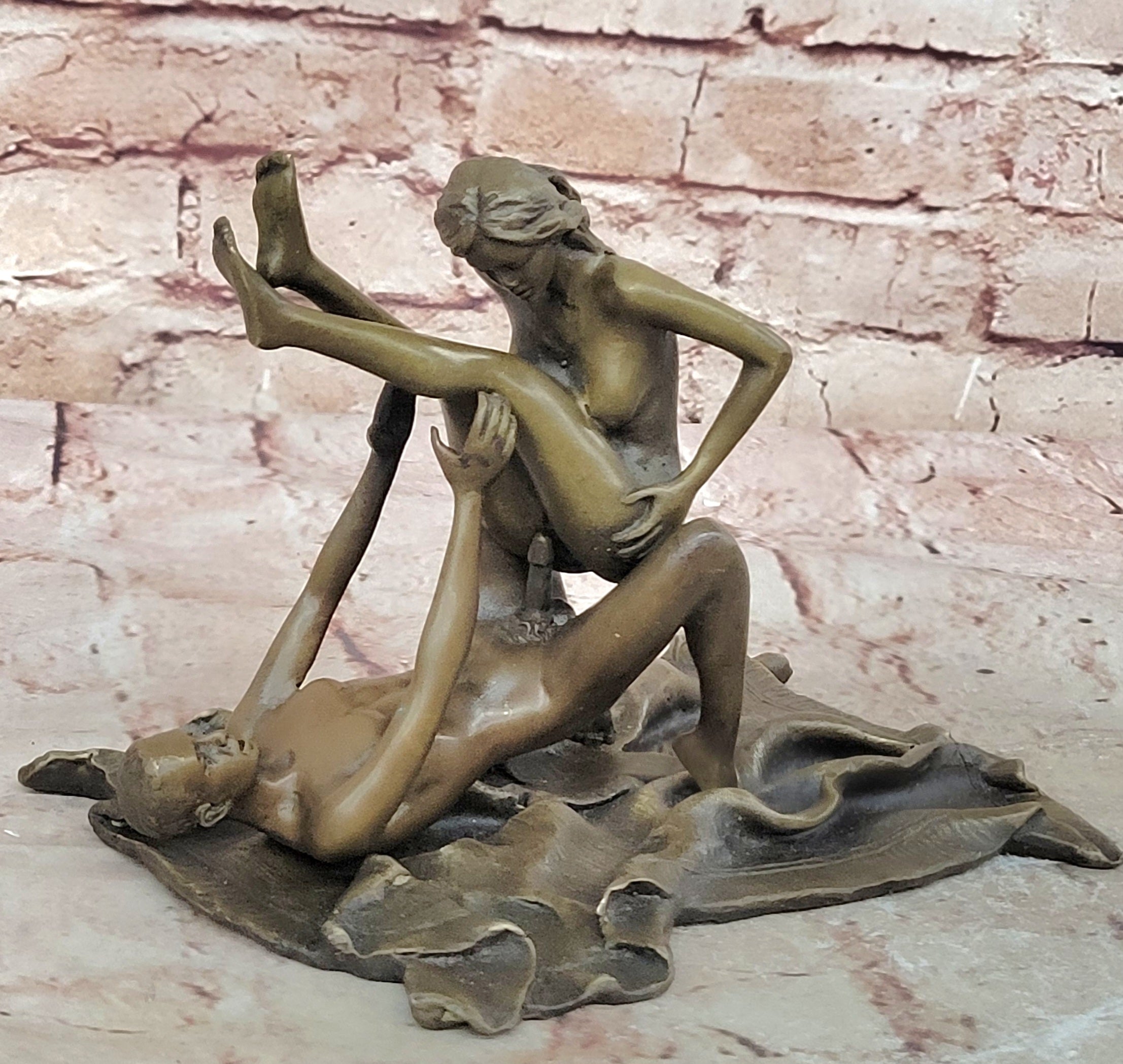 100% Genuine Bronze Couple Working Out on Flying Carpet Masterpiece Figurine Sale