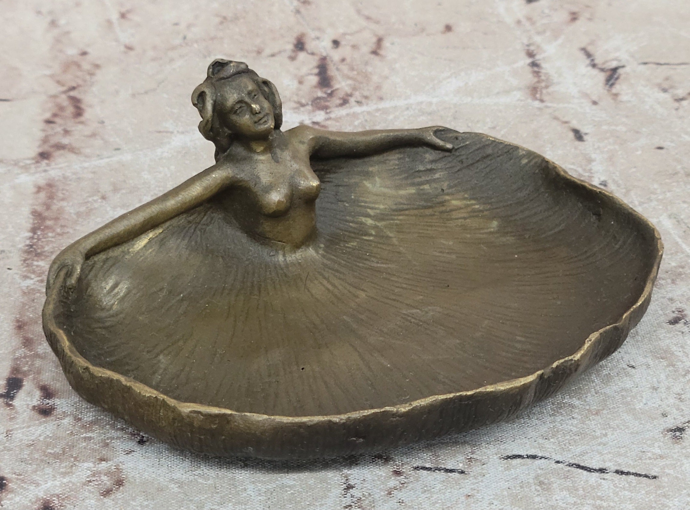 Rubin Special Circular Patina Jewelry Tray Bronze Sculpture Statue Figure Nude