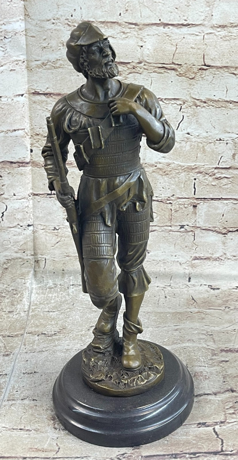 Bronze Sculpture Made By Lost Wax Method European Warrior Soldier Hand Made Stat