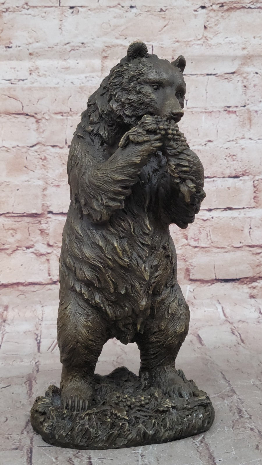Kodiak Grizzly Bear Lodge Wildlife Lodge Artwork Bronze Statue Sculpture Figure