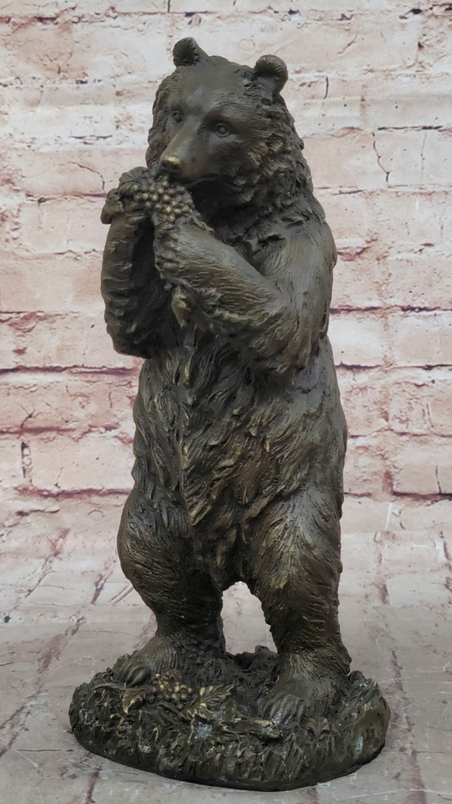 Kodiak Grizzly Bear Lodge Wildlife Lodge Artwork Bronze Statue Sculpture Figure