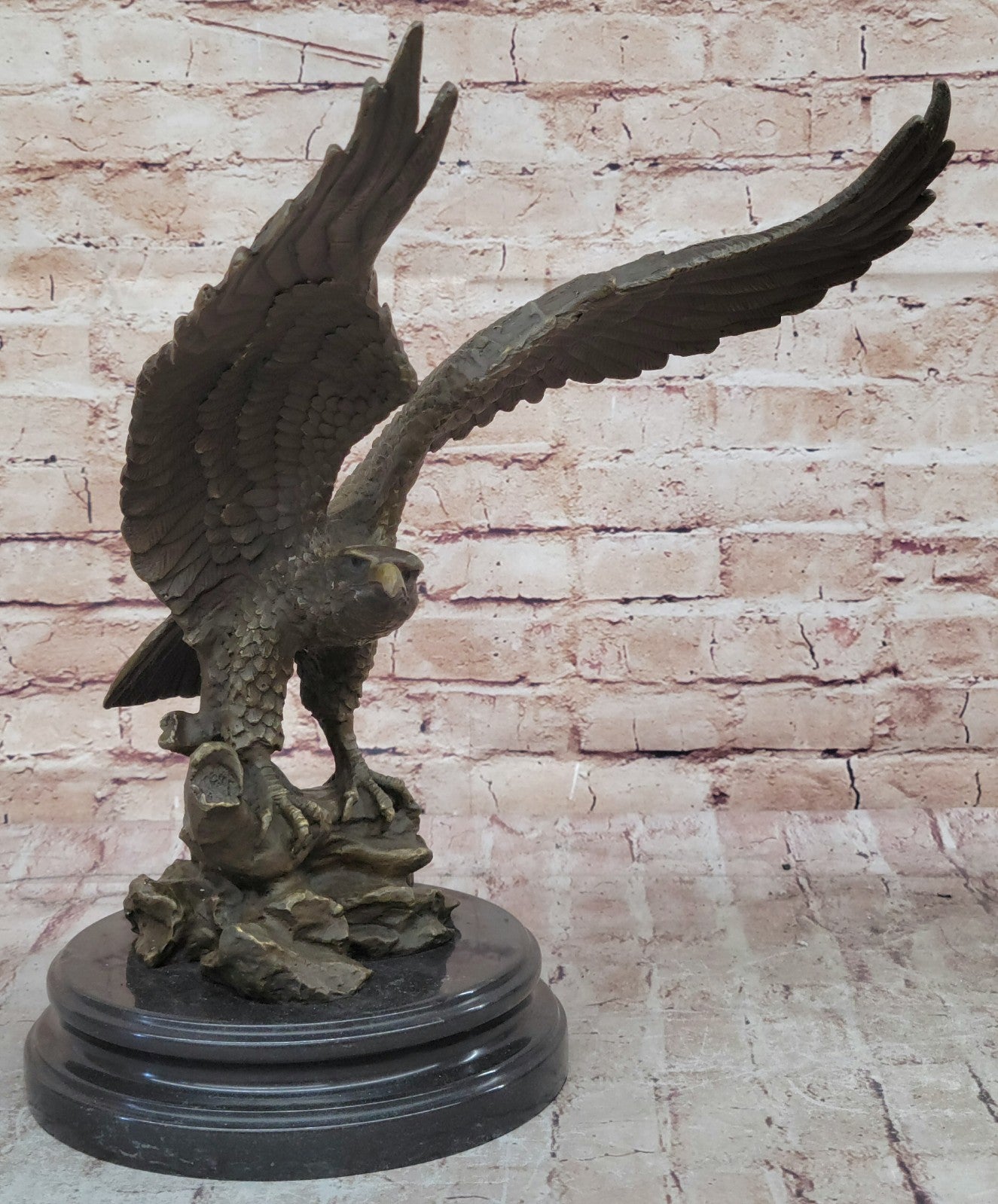 Handcrafted bronze sculpture SALE Deco Art Eagle Bald American Hawk Size Life