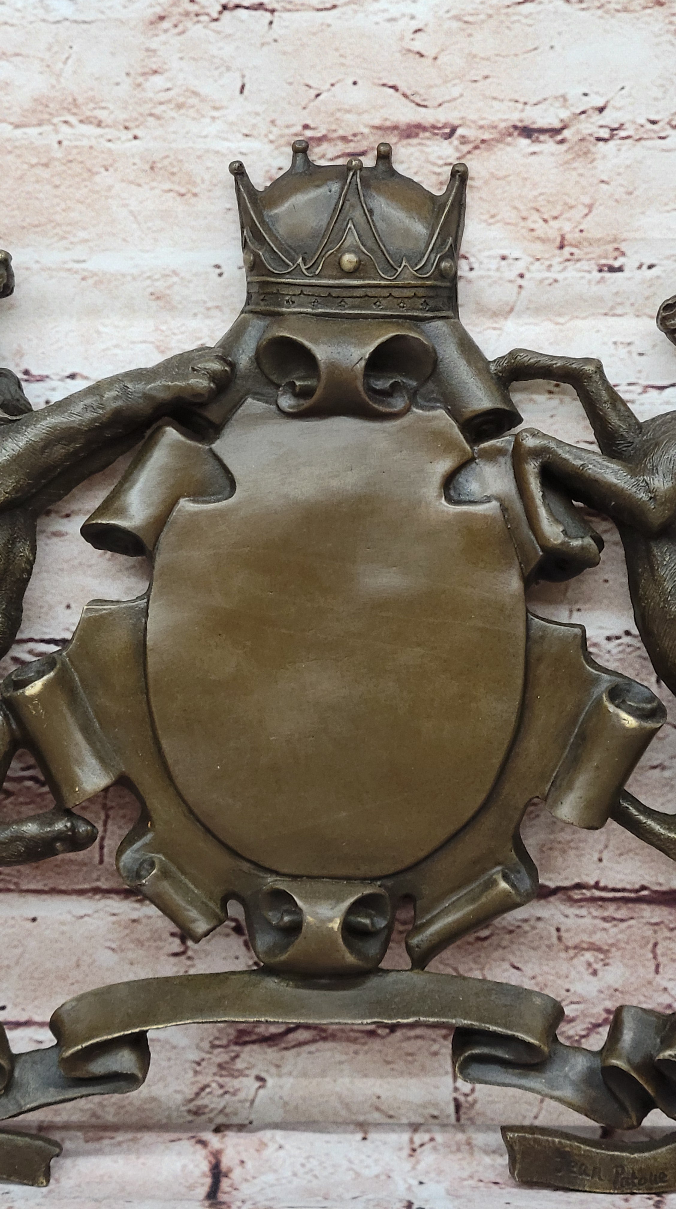 Art Deco Detailed Royal Crest Bronze Masterpiece Figurine Home Office Decoration