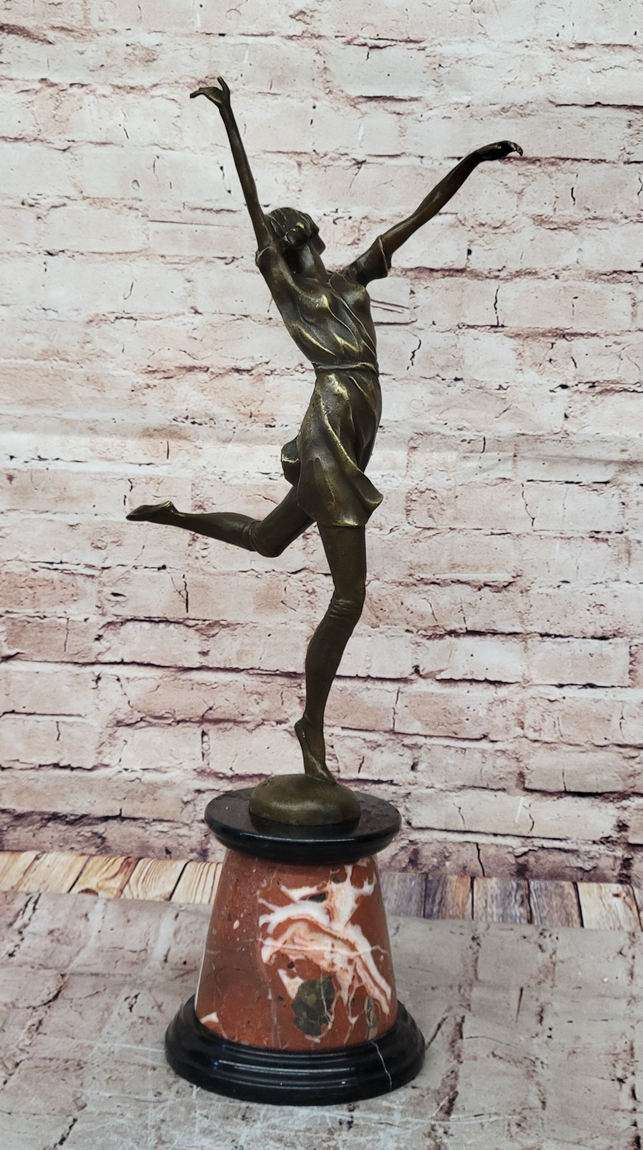 Belle Sculpture En Bronze Doré Sur Socle En Marbre Signé D H Chiparus 61cm Figur
