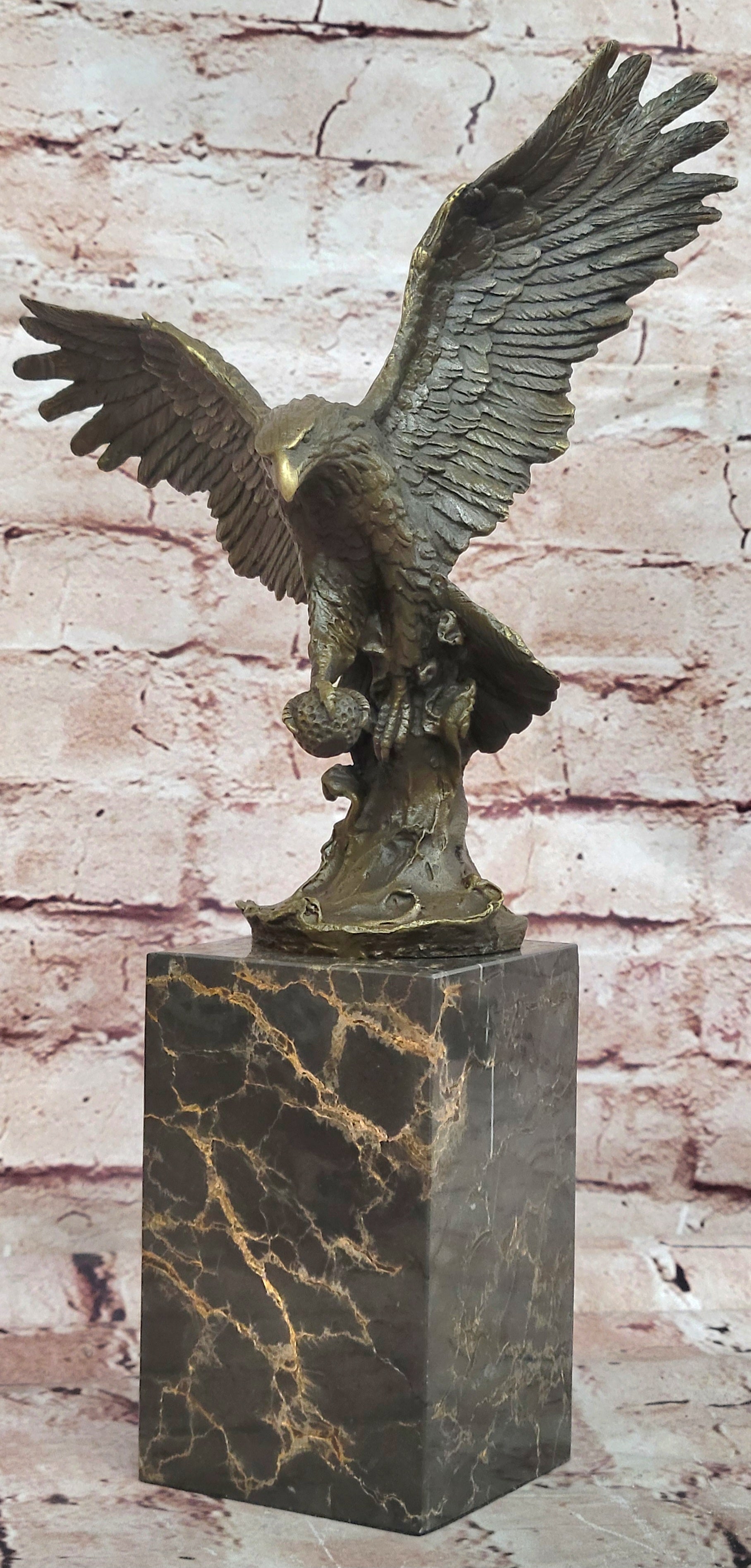 Bald Eagle Genuine bronze sculpture, signed Milo, finest USA Casting Decor