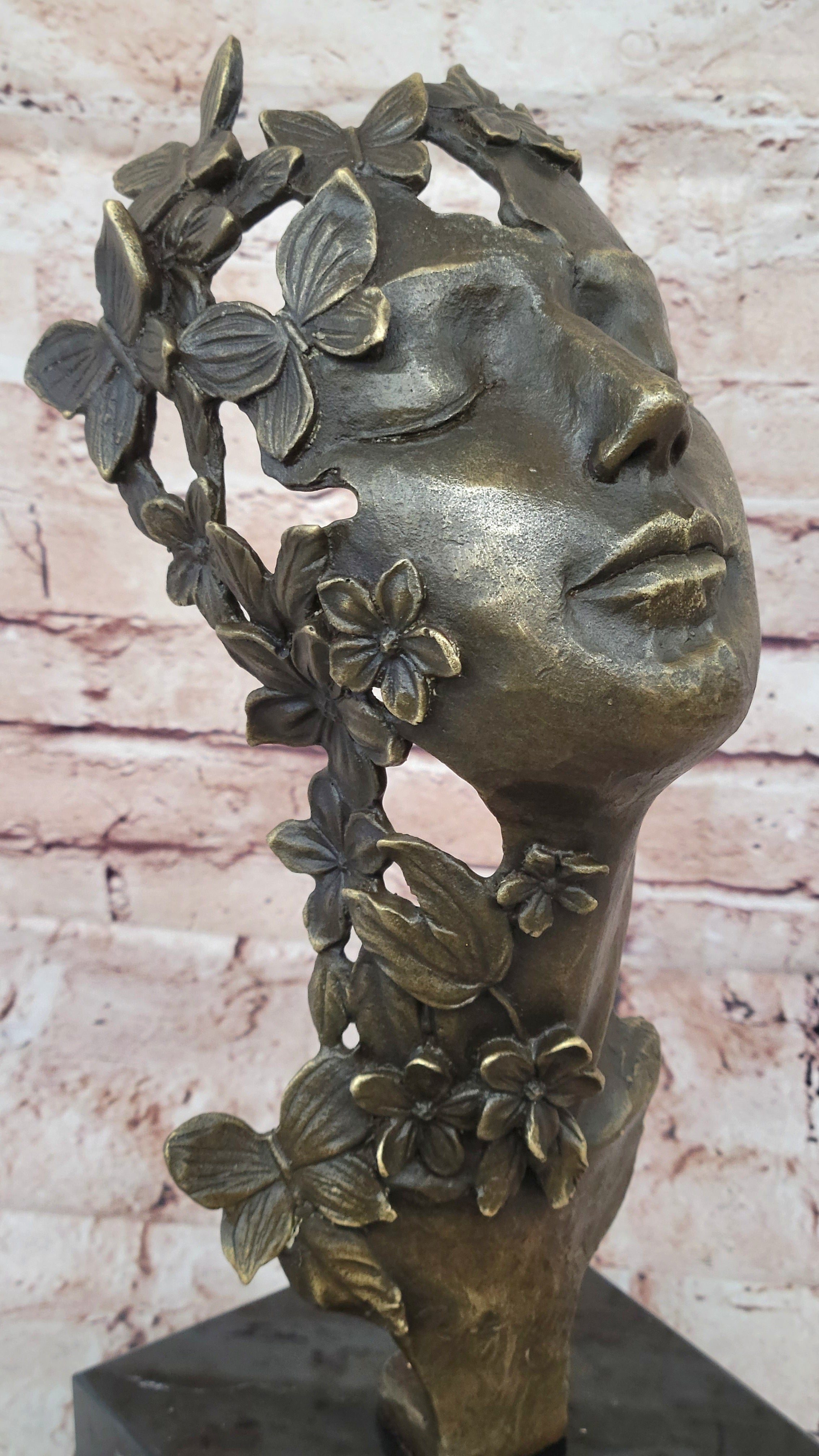 Collector Edition Bronze Statue: Salvador Dali Relaxed Woman with Butterfly