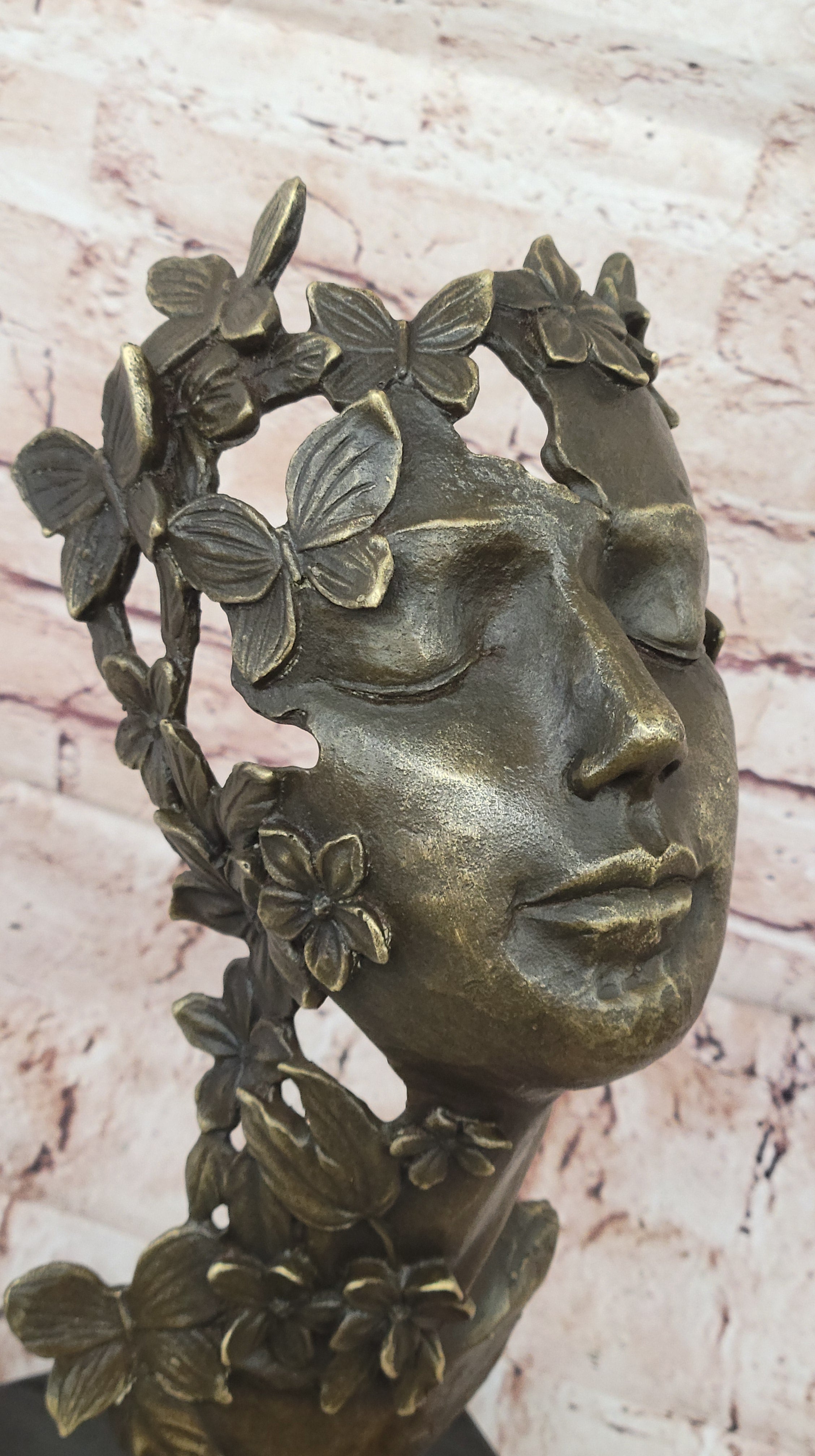 Collector Edition Bronze Statue: Salvador Dali Relaxed Woman with Butterfly