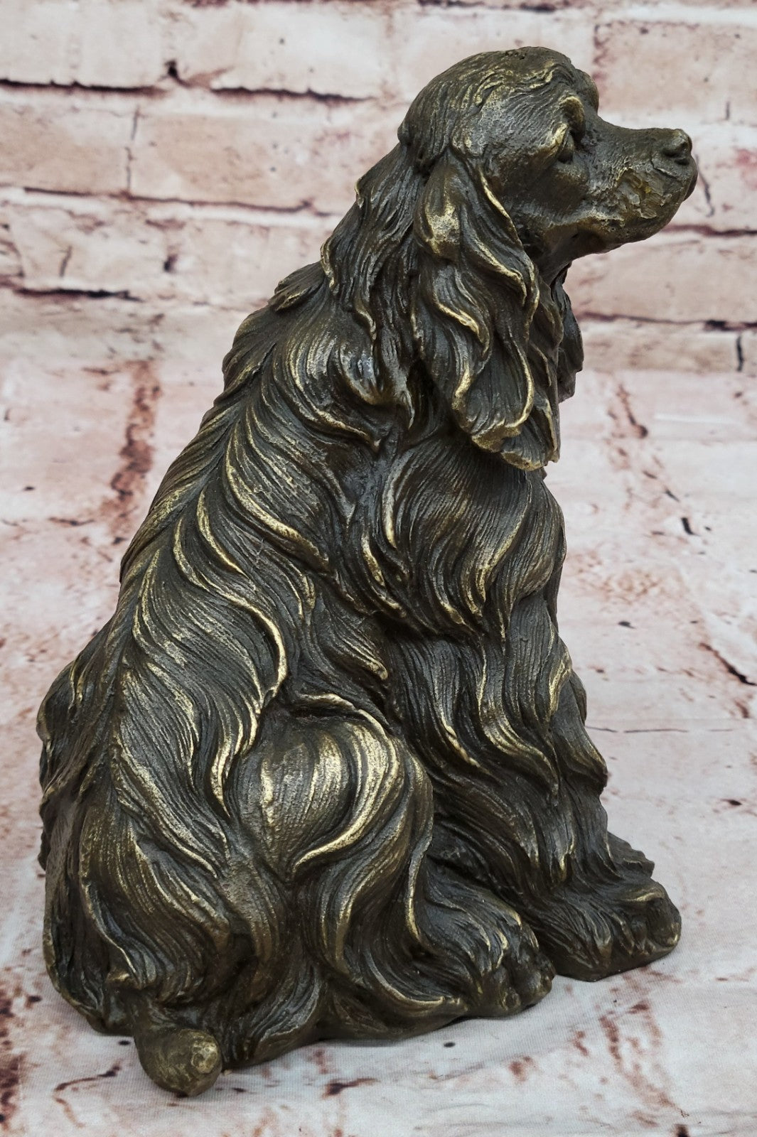 Elegant Bronze Dog Sculpture: Sitting Cocker Spaniel - A Timeless Decorative Ornament