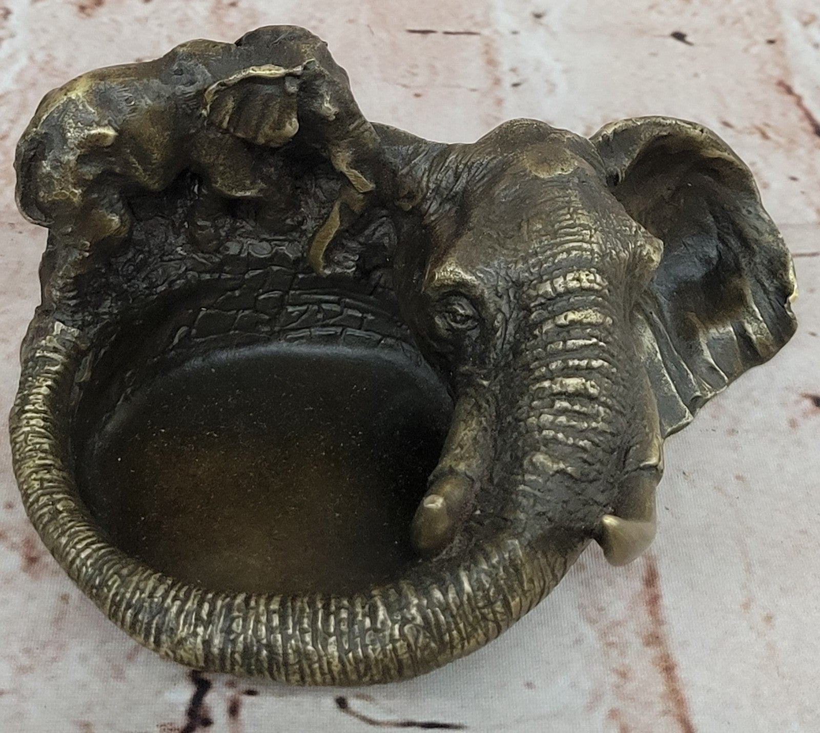 Art Deco Brass Bronze Copper  Ashtray With Elephant  Head Home Decor