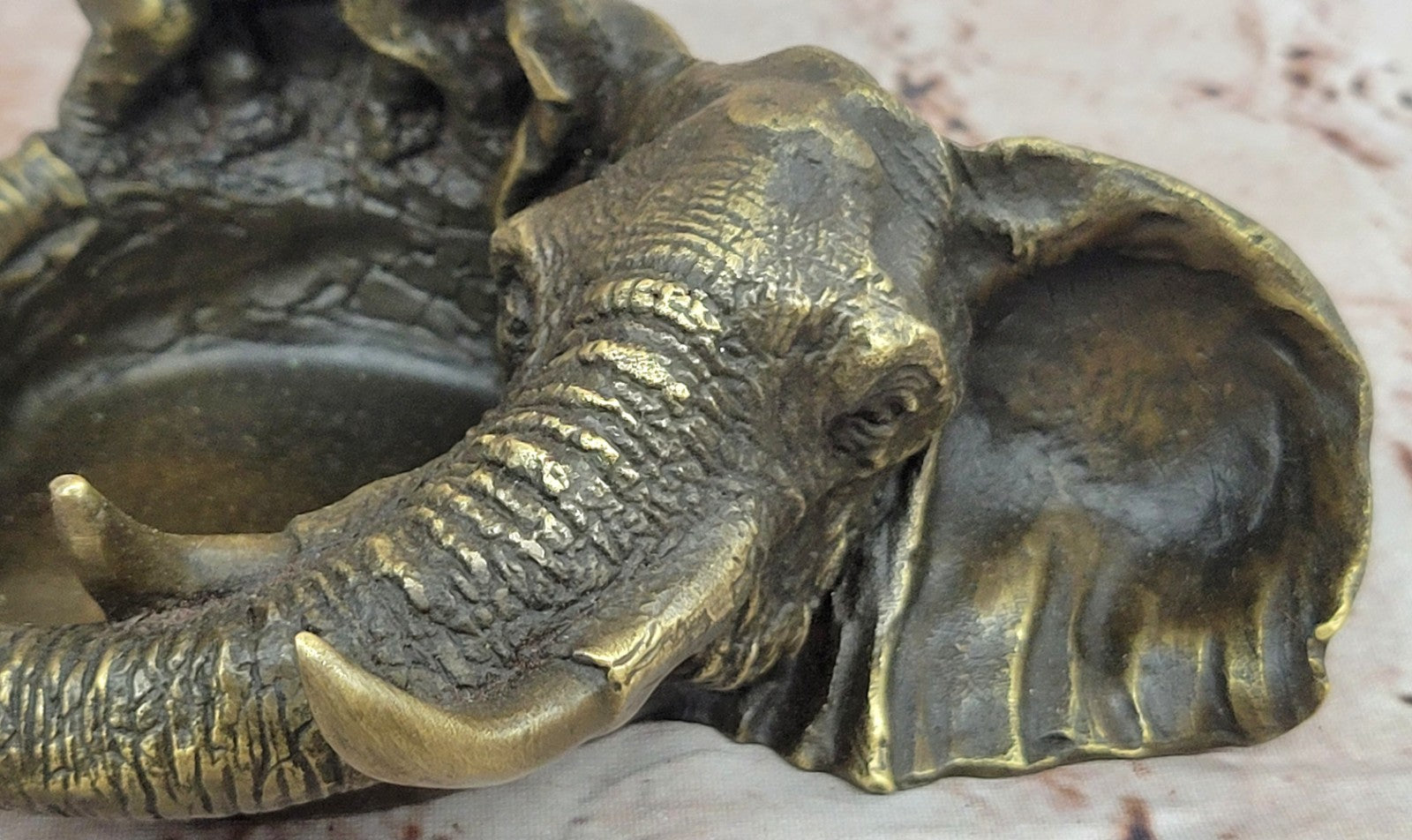 Art Deco Brass Bronze Copper  Ashtray With Elephant  Head Home Decor
