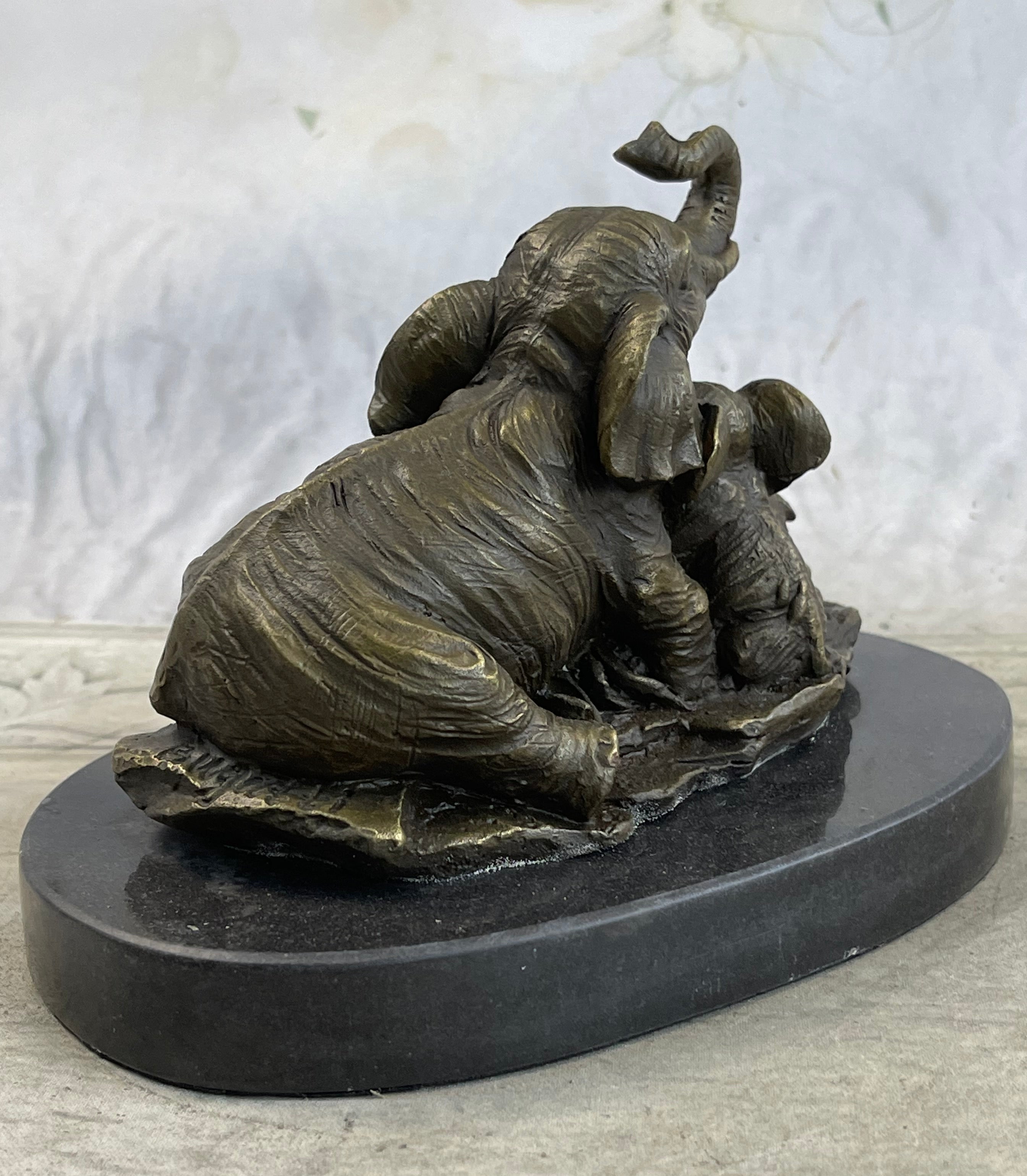 Bronze Sculpture Vienna African Elephant and Babies Wildlife Hot Cast Decor Gift