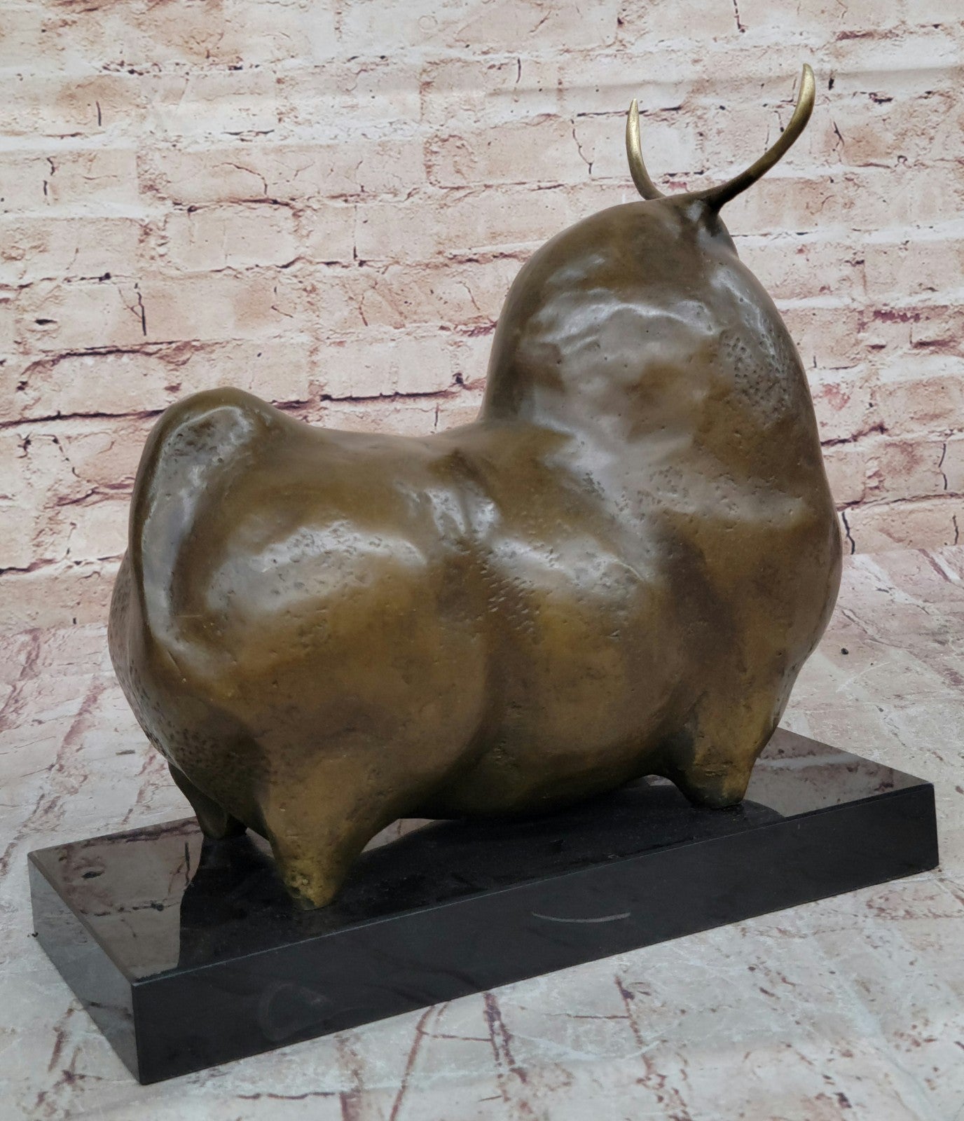 The Bull, Fernando Botero (Bronze Sculpture) Hot Cast Handcrafted Figurine Figur