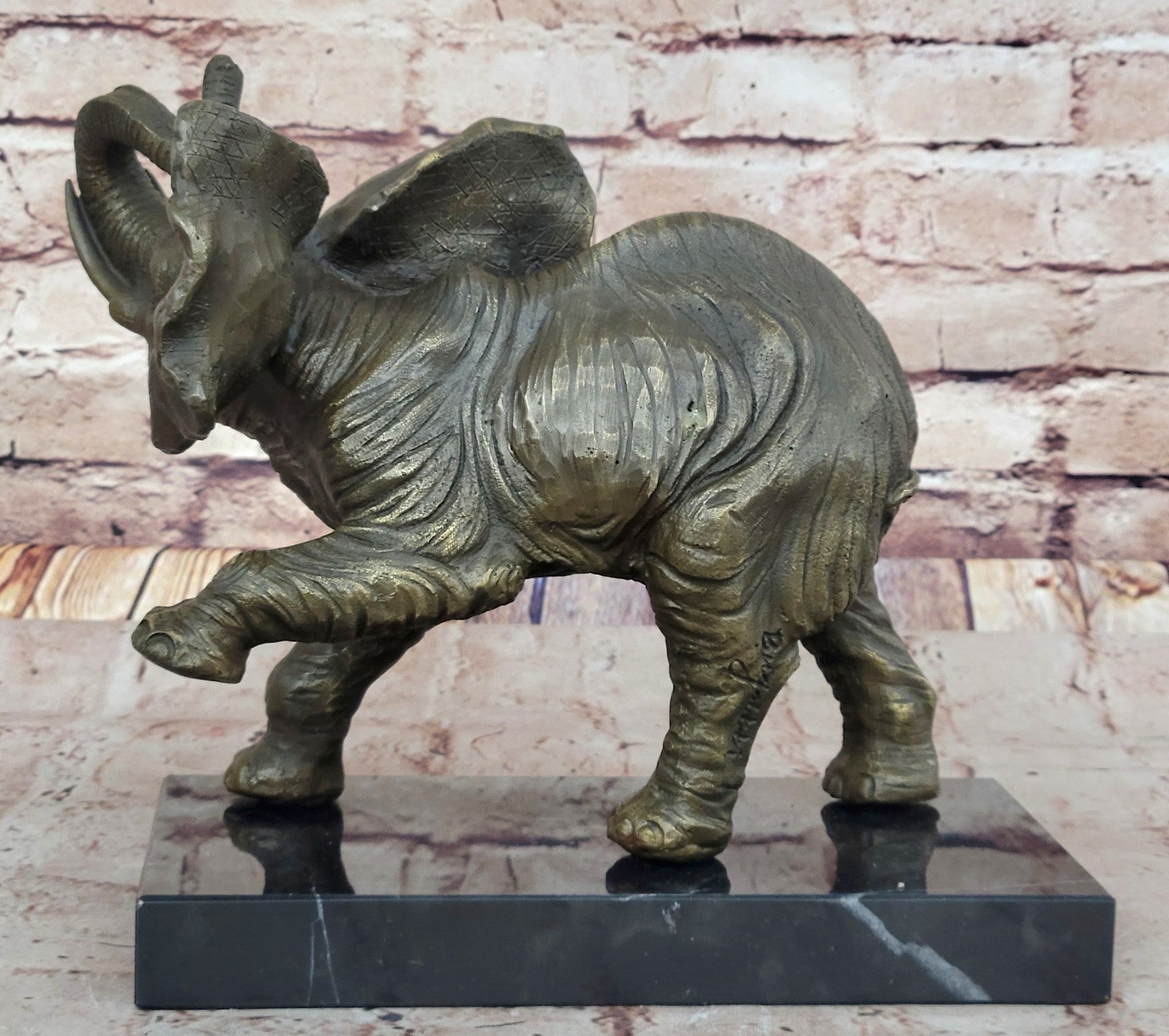 Handcrafted Bugatti Wildlife Animal African Elephant Bronze Sculpture Figurine